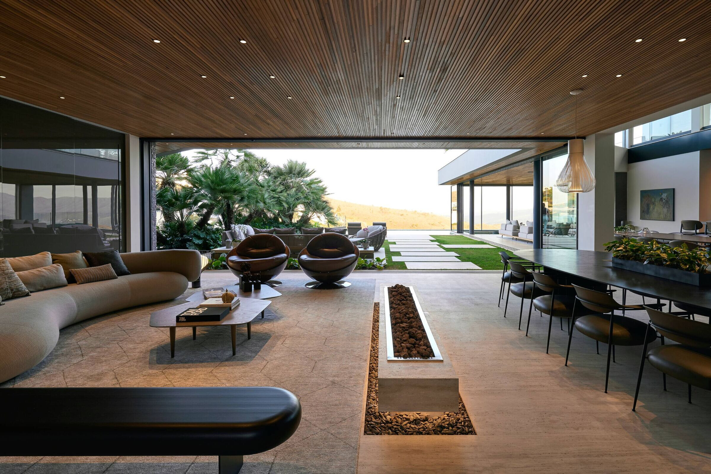 https://archello.com/story/142650/attachments/photos-videos/5 photo_credit Jomar Bragança