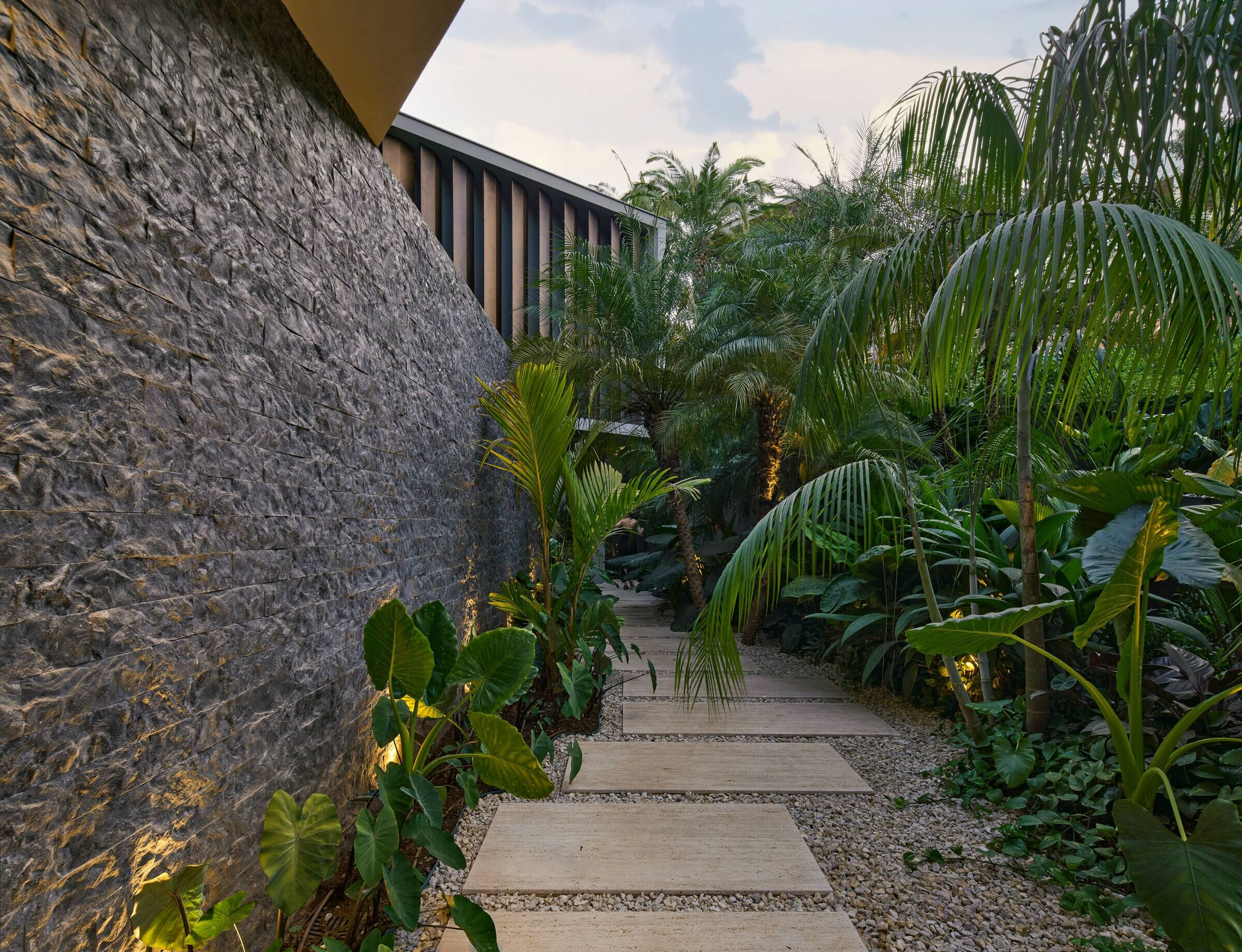 https://archello.com/story/142650/attachments/photos-videos/7 photo_credit Jomar Bragança