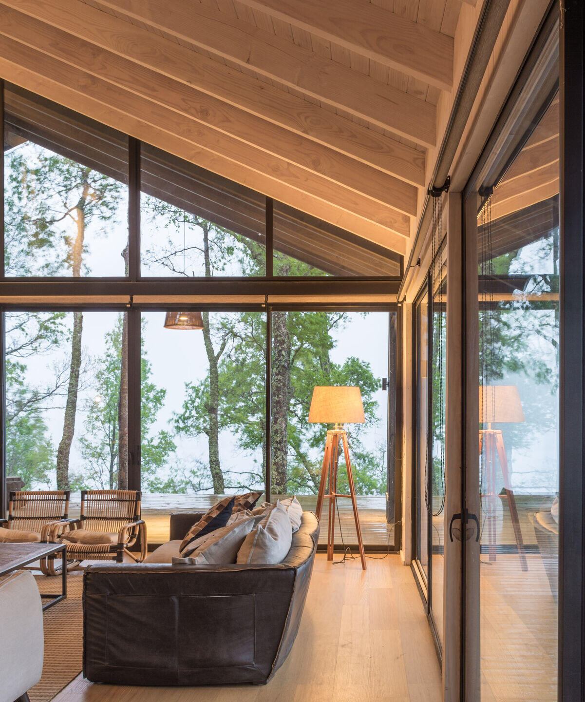 https://archello.com/story/142721/attachments/photos-videos/11 photo_credit FRANCISCO BOETSCH