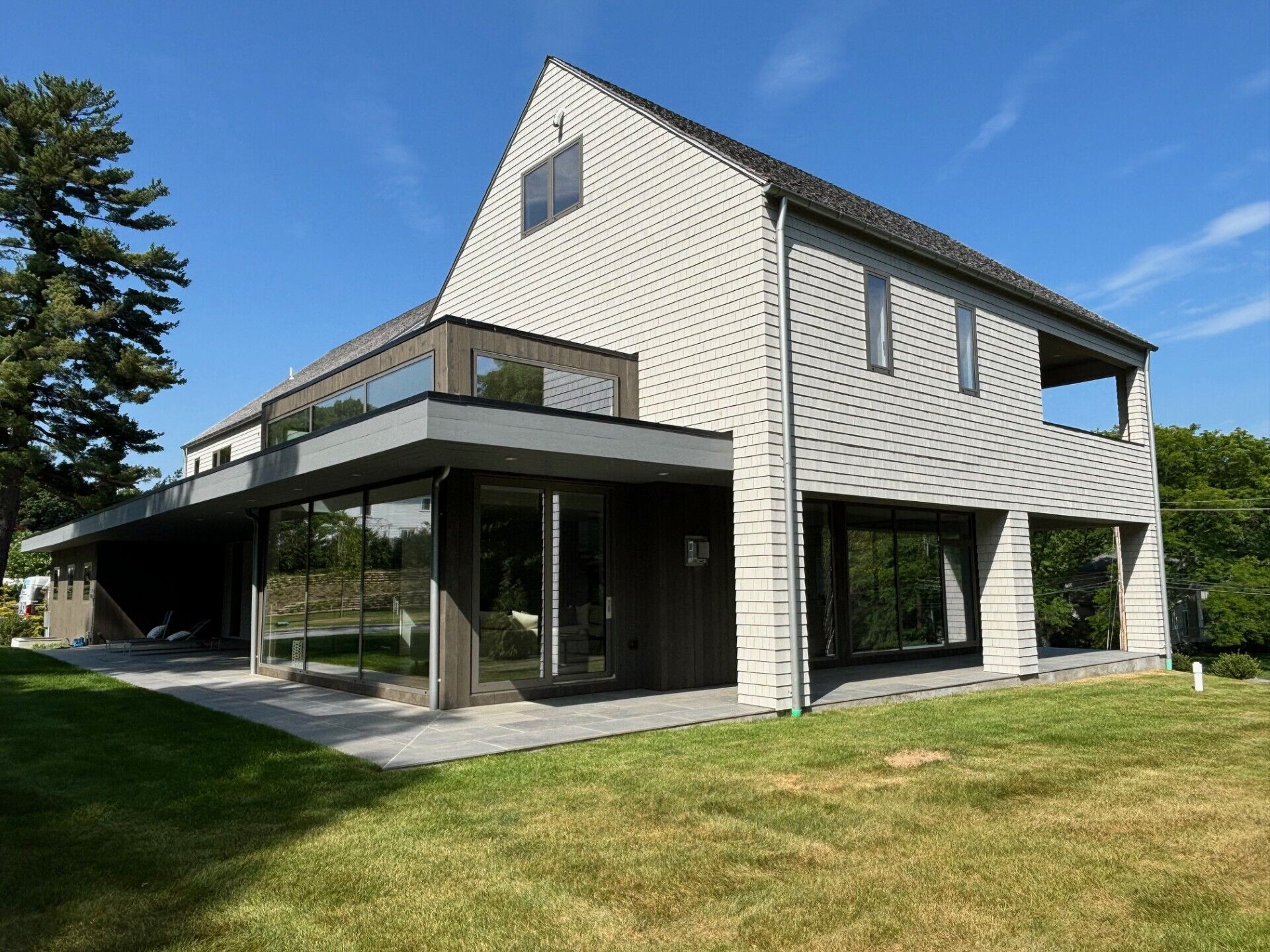 https://archello.com/story/142719/attachments/photos-videos/7 photo_credit EcoWindowsUSA