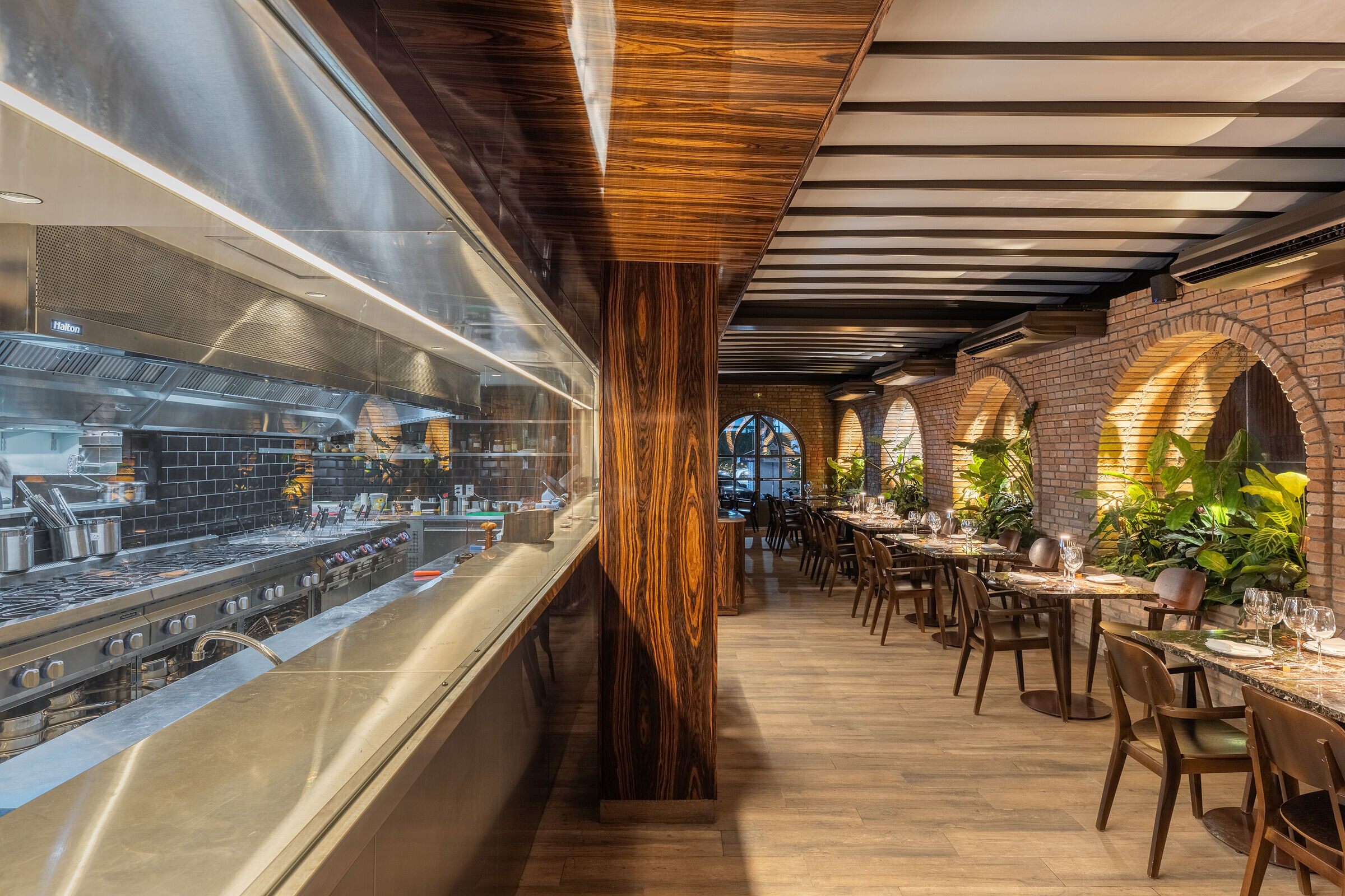 https://archello.com/story/142731/attachments/photos-videos/16 photo_credit André Mortatti