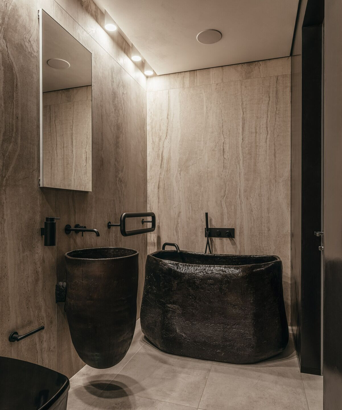 https://archello.com/story/142781/attachments/photos-videos/15 photo_credit MAKHNO Studio