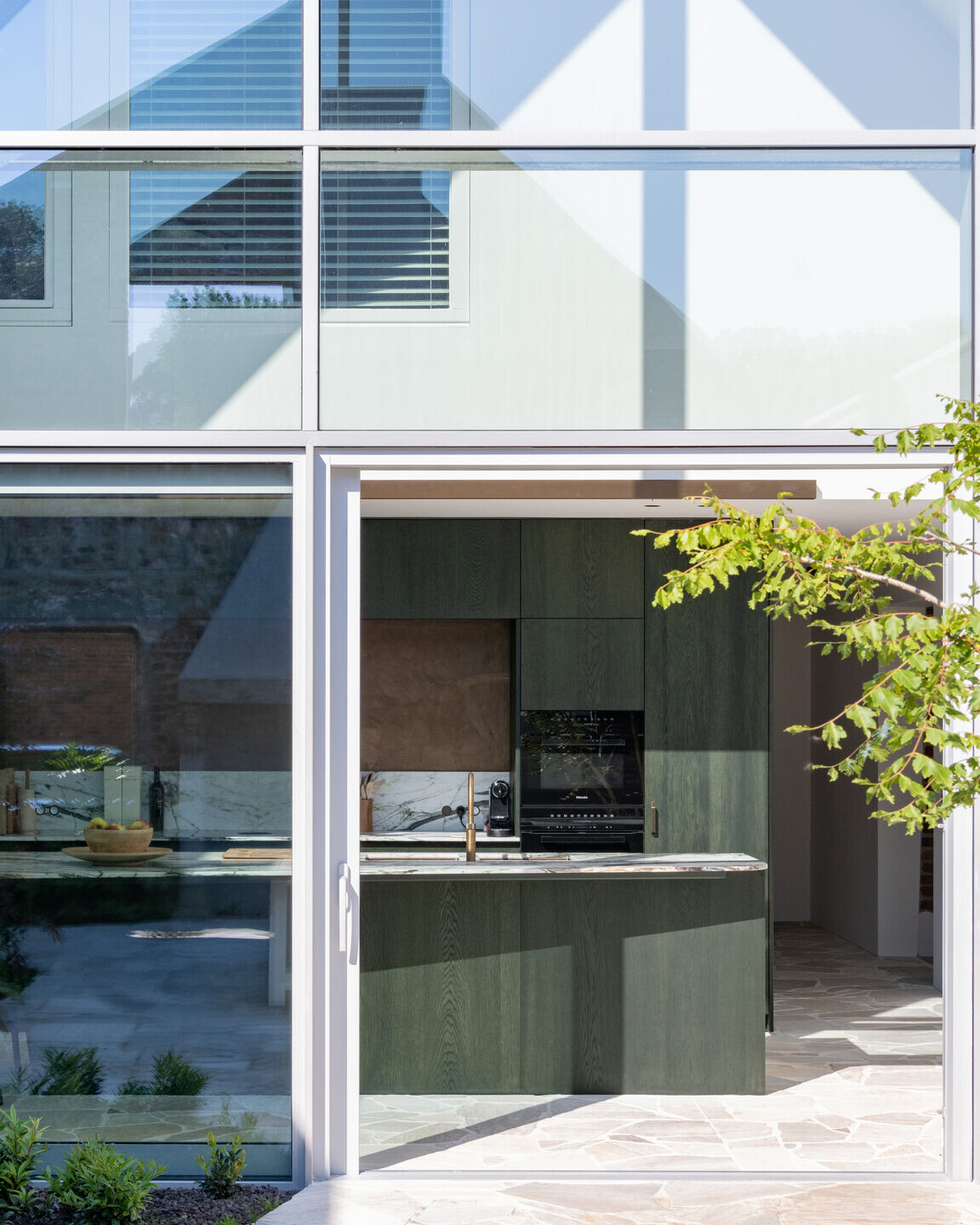 https://archello.com/story/143205/attachments/photos-videos/5 photo_credit Ypsilon Business Photography