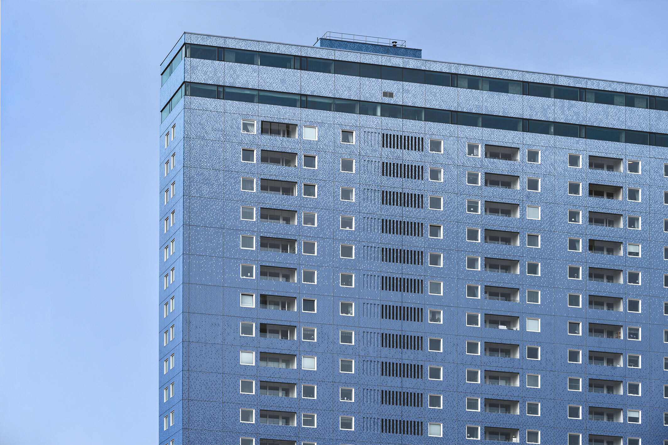 https://archello.com/story/143421/attachments/photos-videos/6 photo_credit Peter Jørgensen für Solarlux