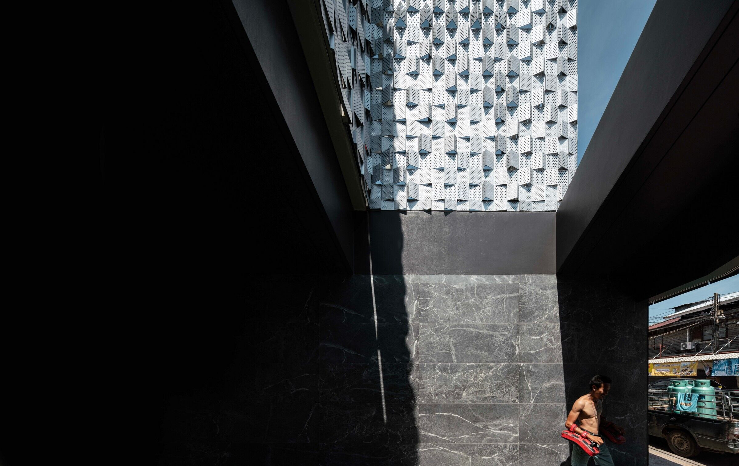 https://archello.com/story/143643/attachments/photos-videos/5 photo_credit Chalermwat Wongchompoo (Sofography)