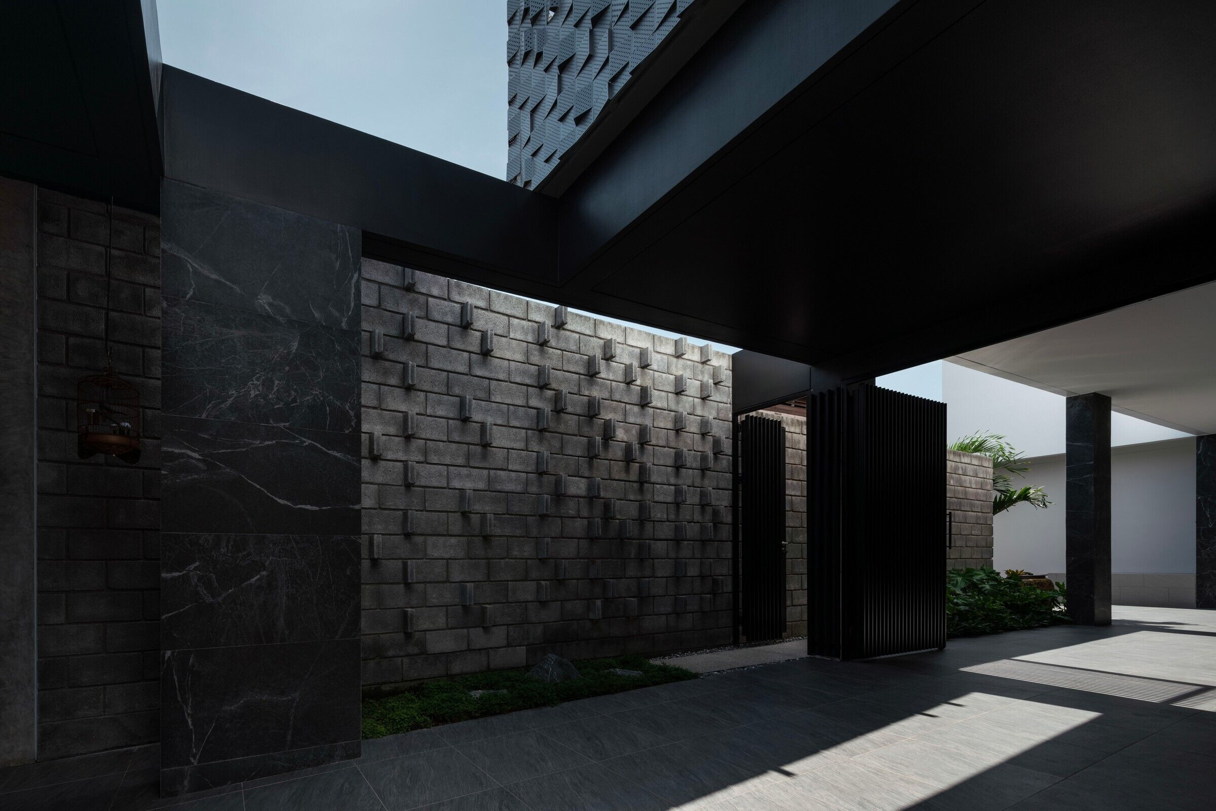 https://archello.com/story/143643/attachments/photos-videos/8 photo_credit Chalermwat Wongchompoo (Sofography)