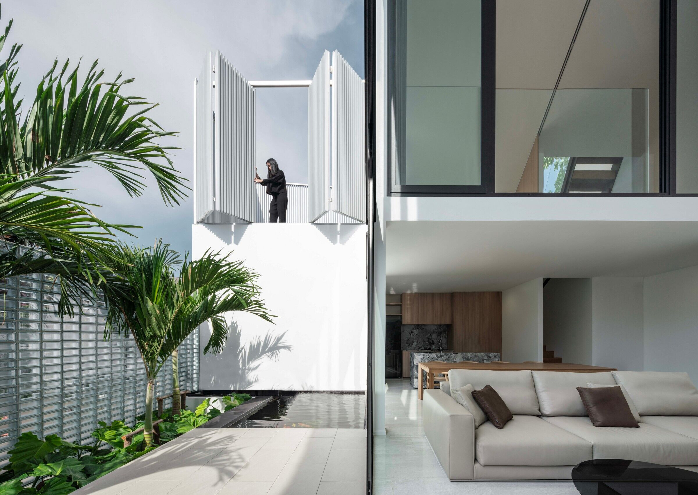 https://archello.com/story/143643/attachments/photos-videos/17 photo_credit Chalermwat Wongchompoo (Sofography)