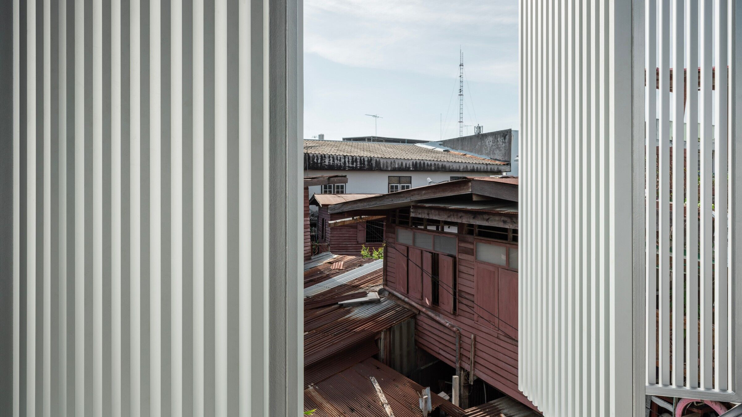 https://archello.com/story/143643/attachments/photos-videos/23 photo_credit Chalermwat Wongchompoo (Sofography)
