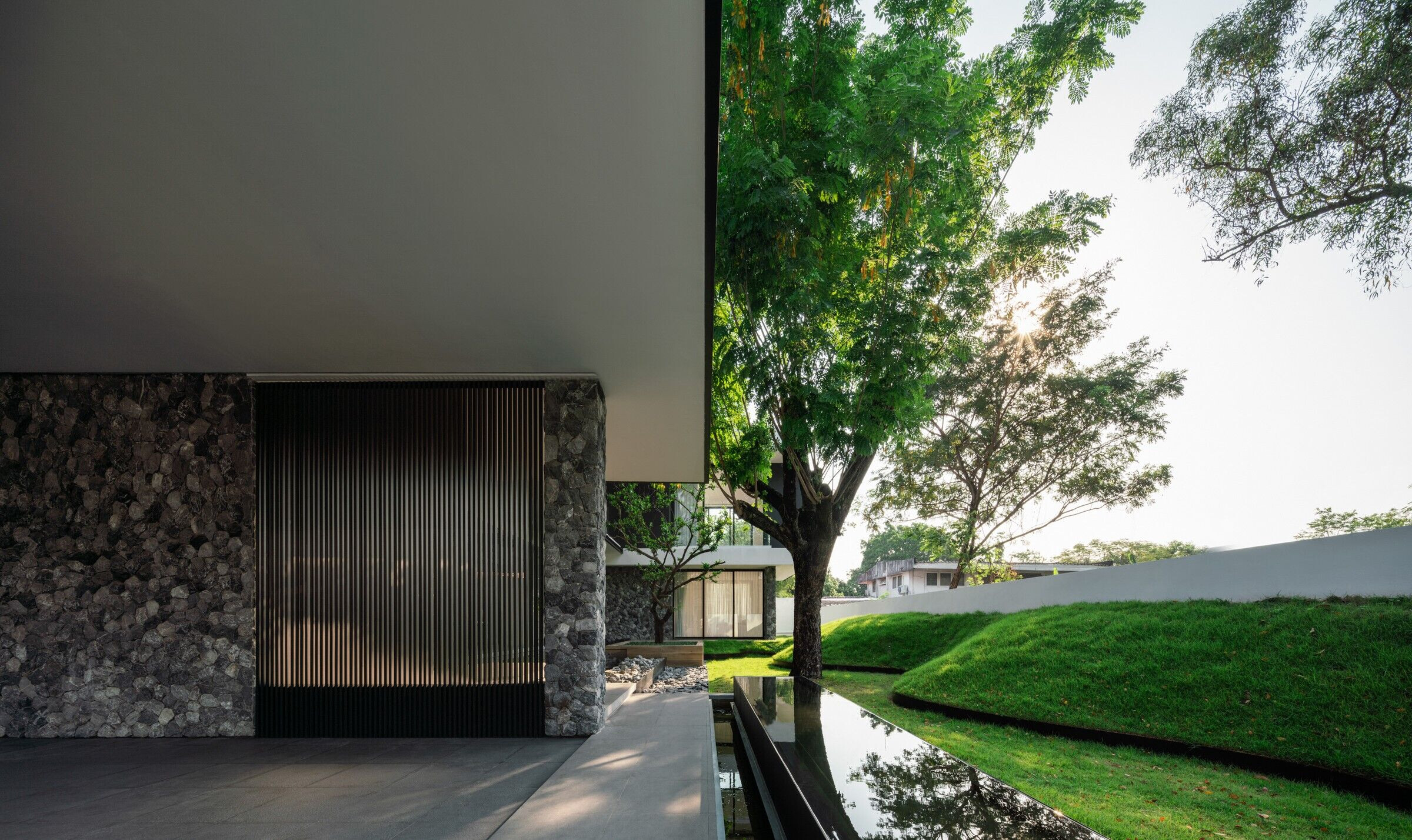 https://archello.com/story/143644/attachments/photos-videos/6 photo_credit Chalermwat Wongchompoo (Sofography)