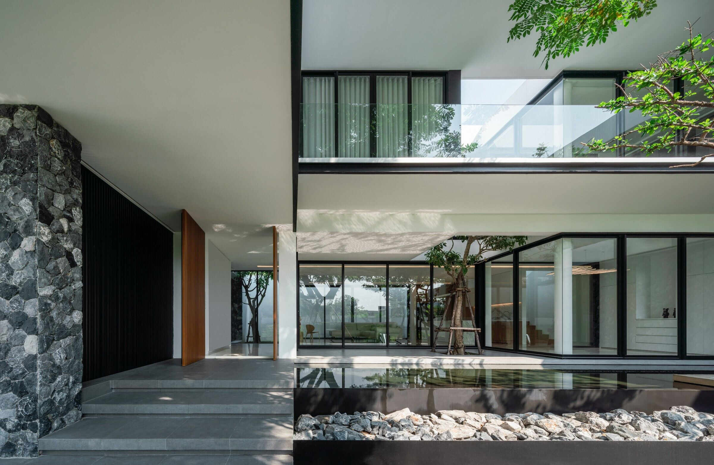 https://archello.com/story/143644/attachments/photos-videos/8 photo_credit Chalermwat Wongchompoo (Sofography)