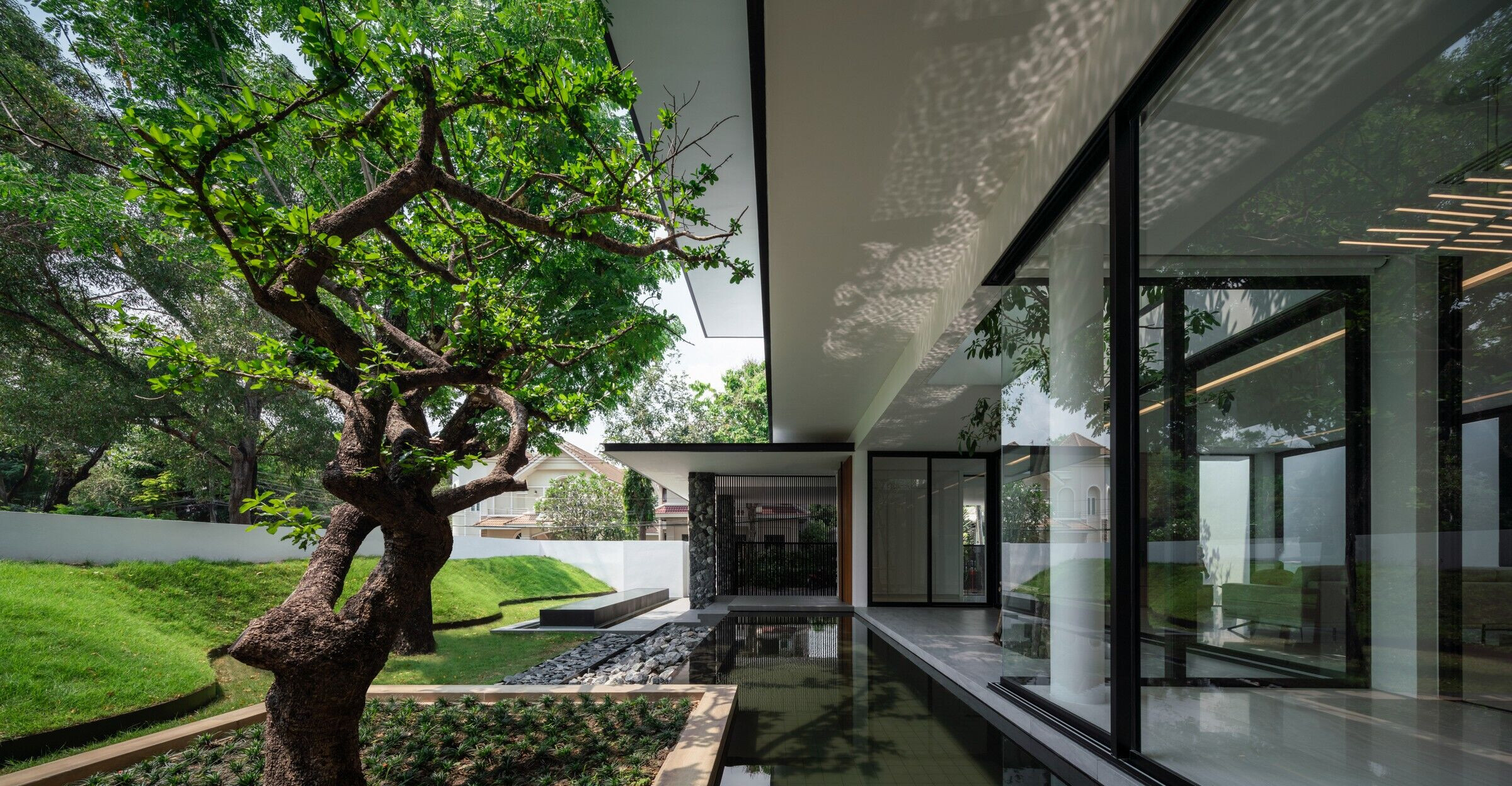 https://archello.com/story/143644/attachments/photos-videos/10 photo_credit Chalermwat Wongchompoo (Sofography)