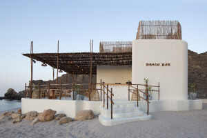 Ladies Beach Al Bustan