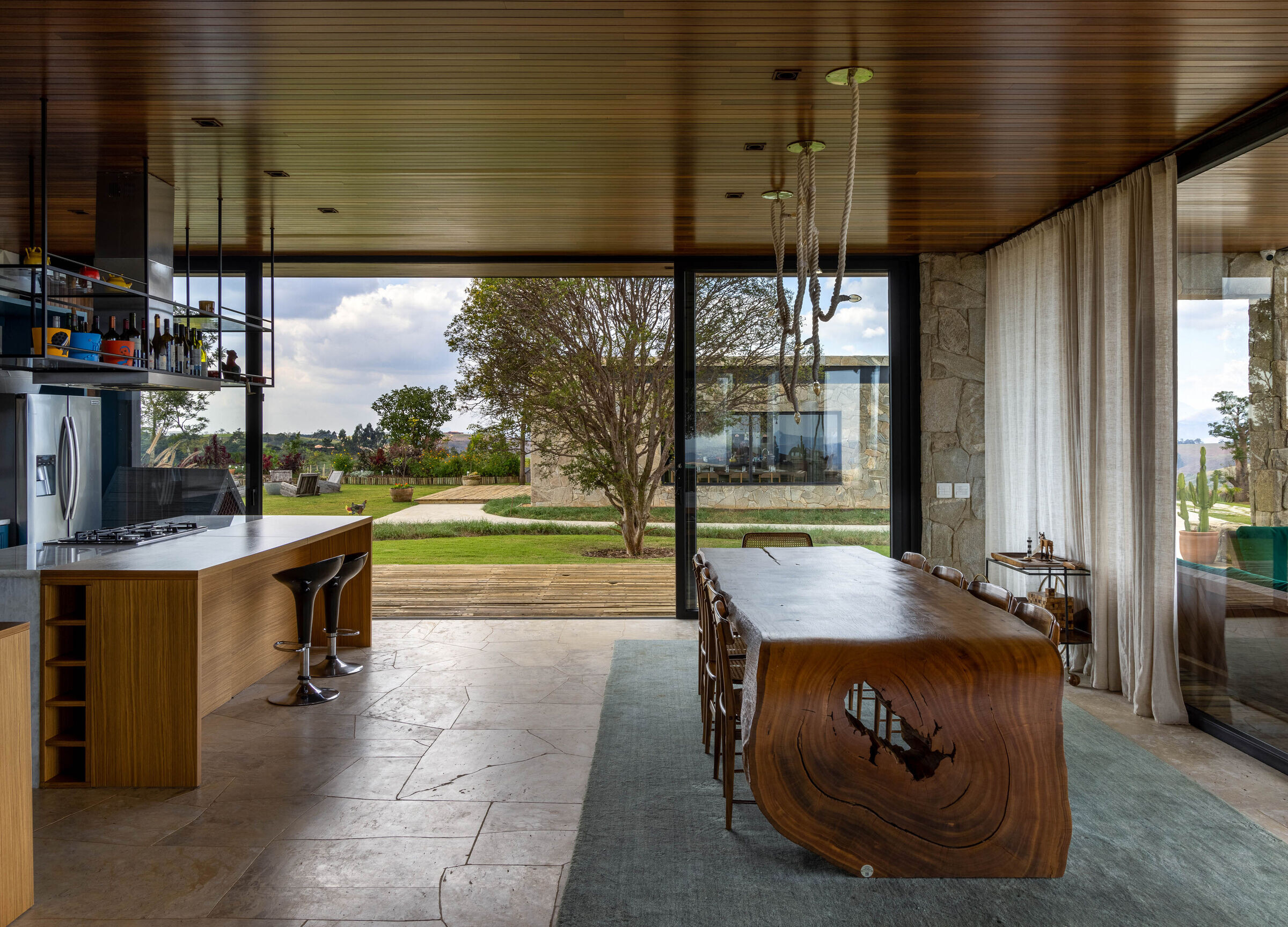 https://archello.com/story/143759/attachments/photos-videos/20 photo_credit André Nazareth