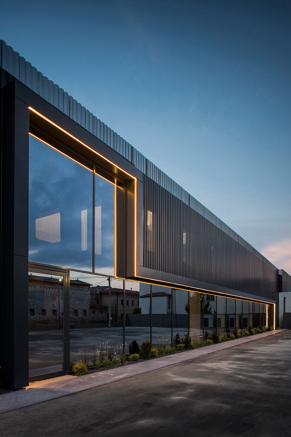 https://archello.com/story/143688/attachments/photos-videos/3 photo_credit Tommy Ilai, Marco Priarollo