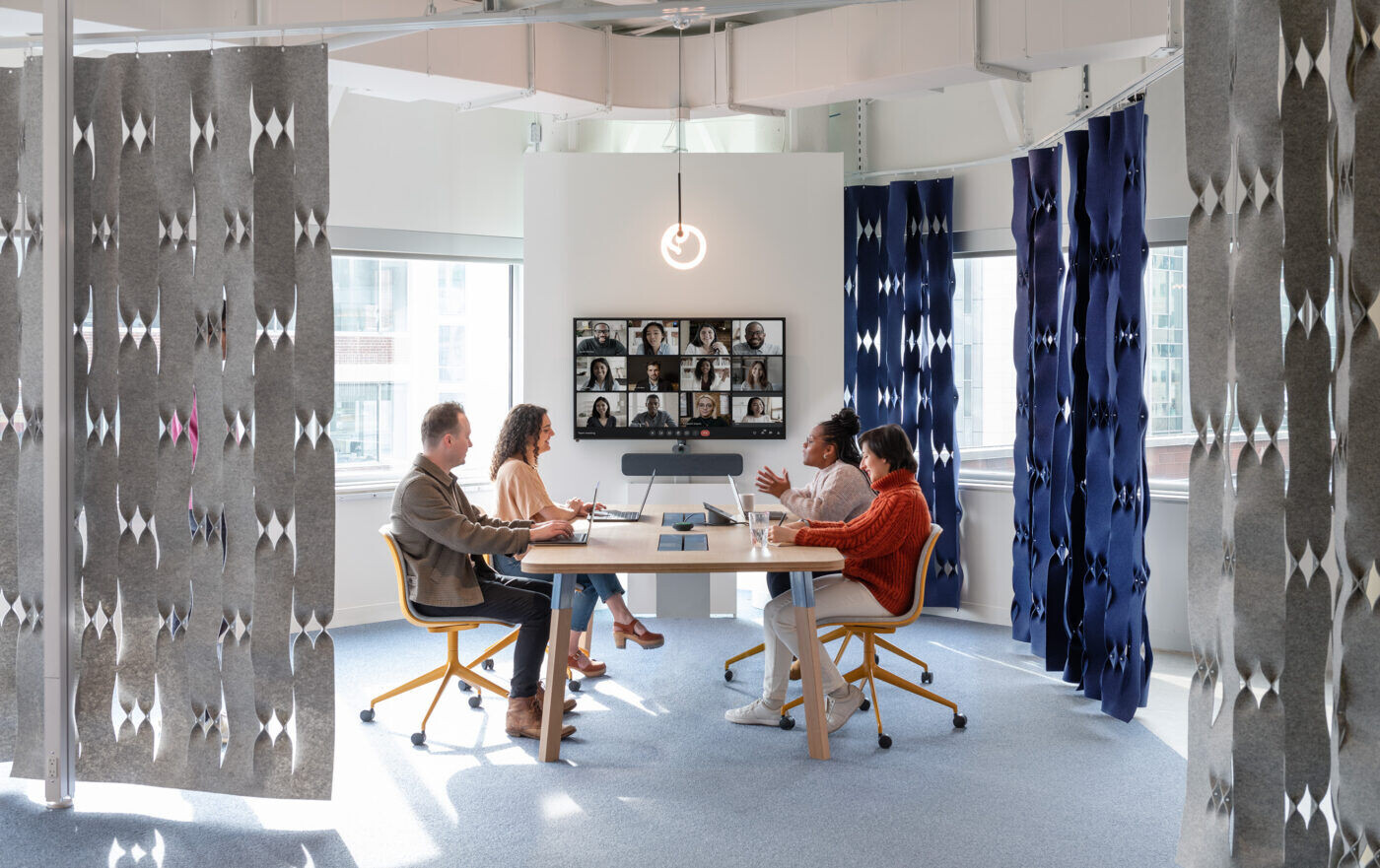 https://archello.com/story/143884/attachments/photos-videos/4 photo_credit Photos courtesy of © Google. Photography by Chuck Choi.