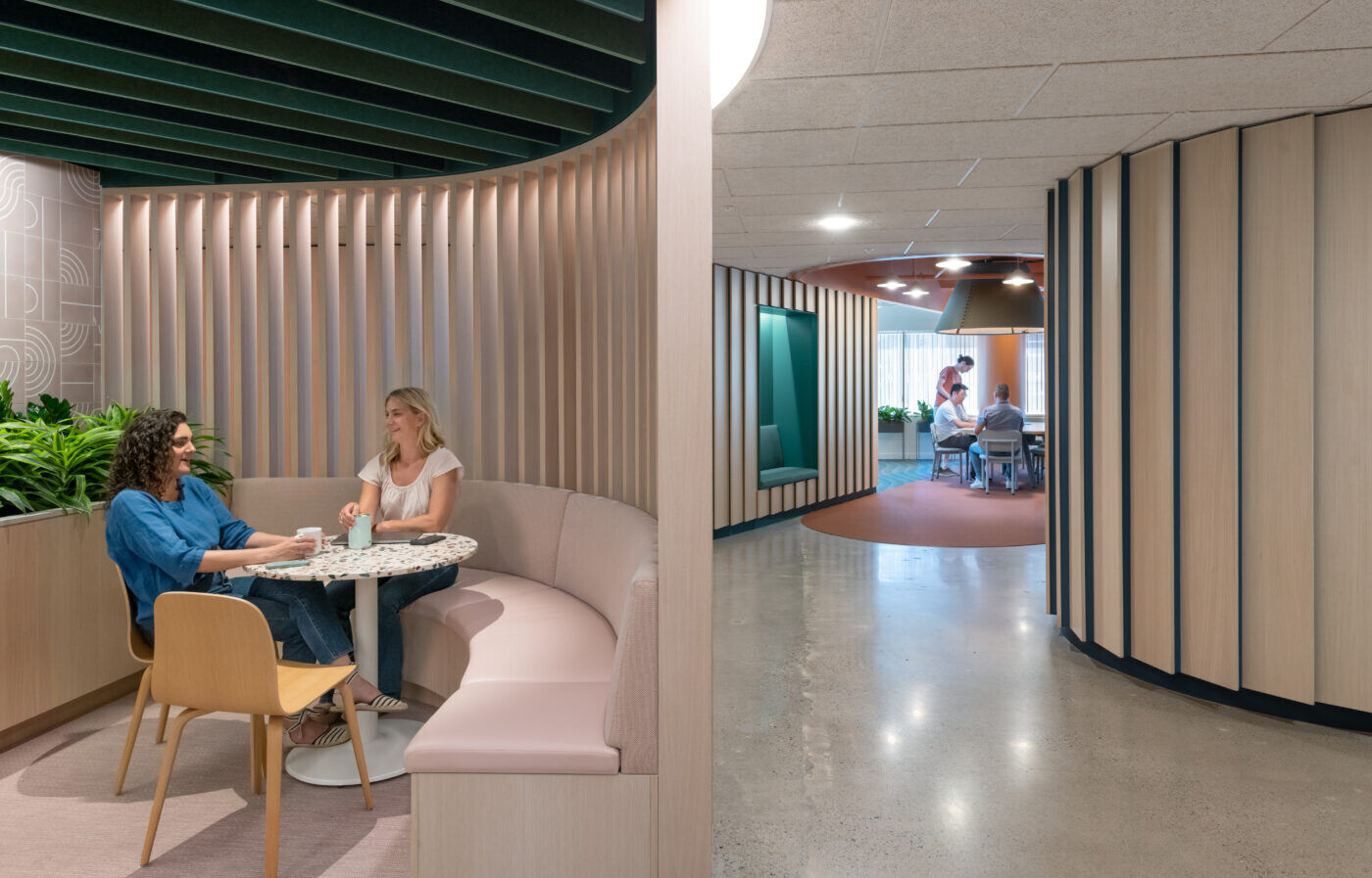 https://archello.com/story/143884/attachments/photos-videos/11 photo_credit Photos courtesy of © Google. Photography by Chuck Choi.
