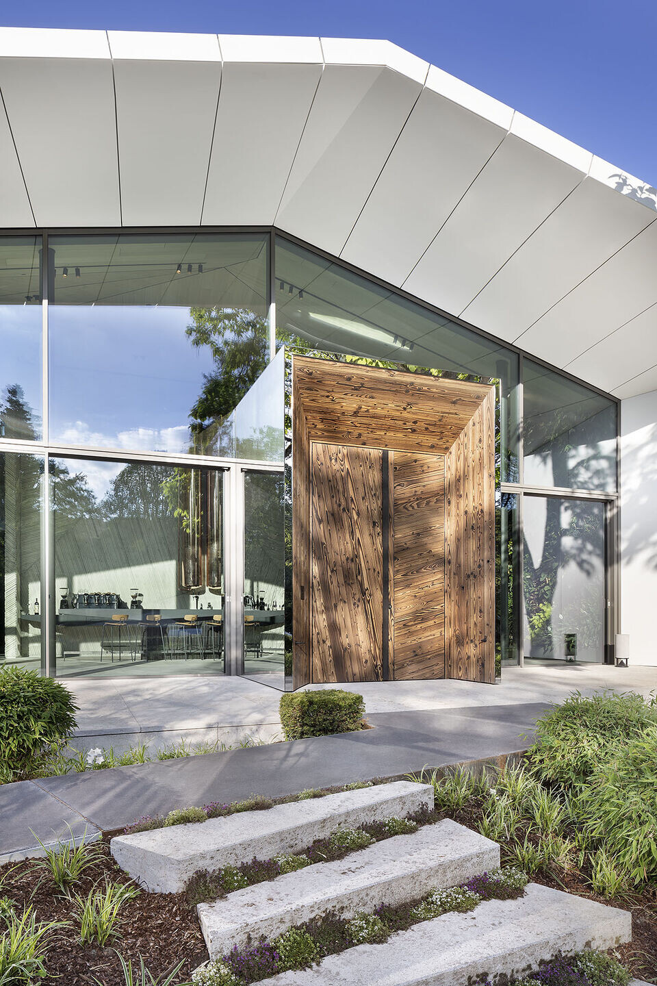 https://archello.com/story/143907/attachments/photos-videos/14 photo_credit ken schluchtmann, die photodesigner.de