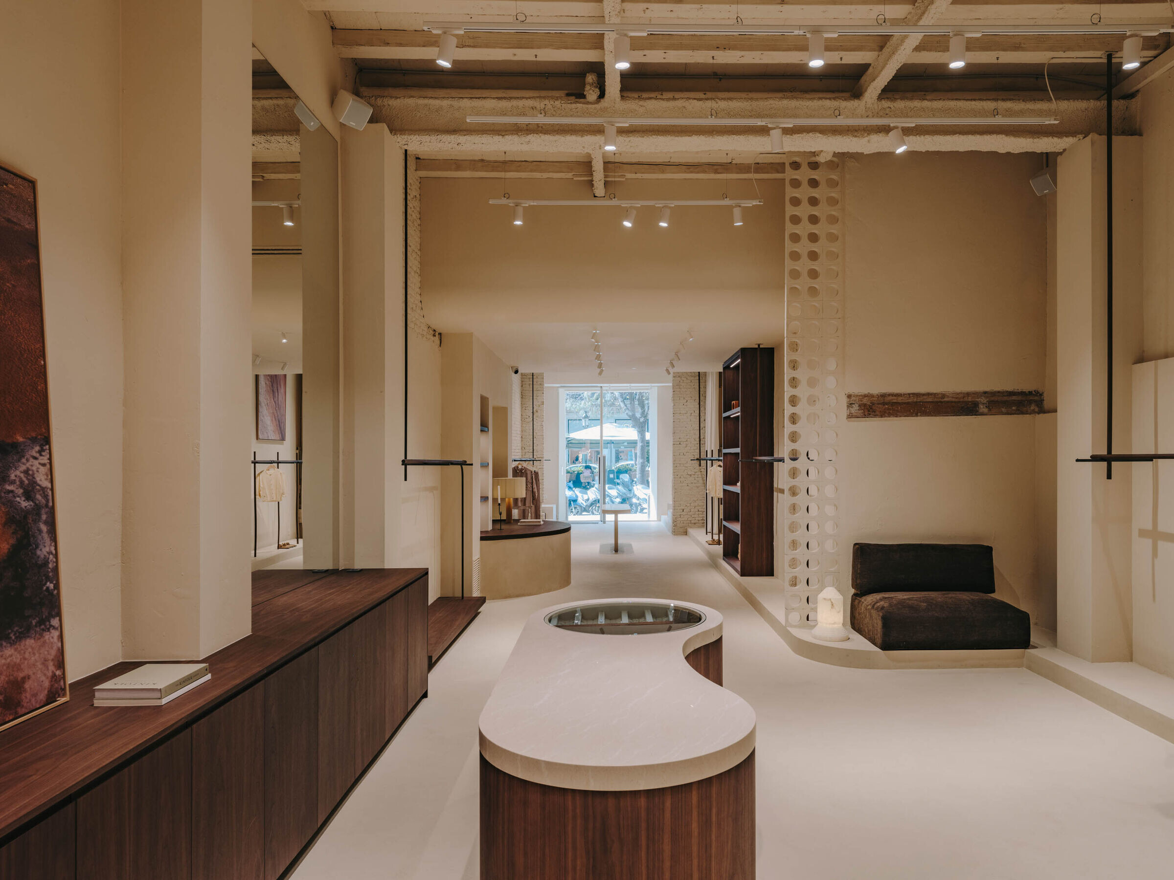 https://archello.com/story/143968/attachments/photos-videos/12 photo_credit Salva Lopez
