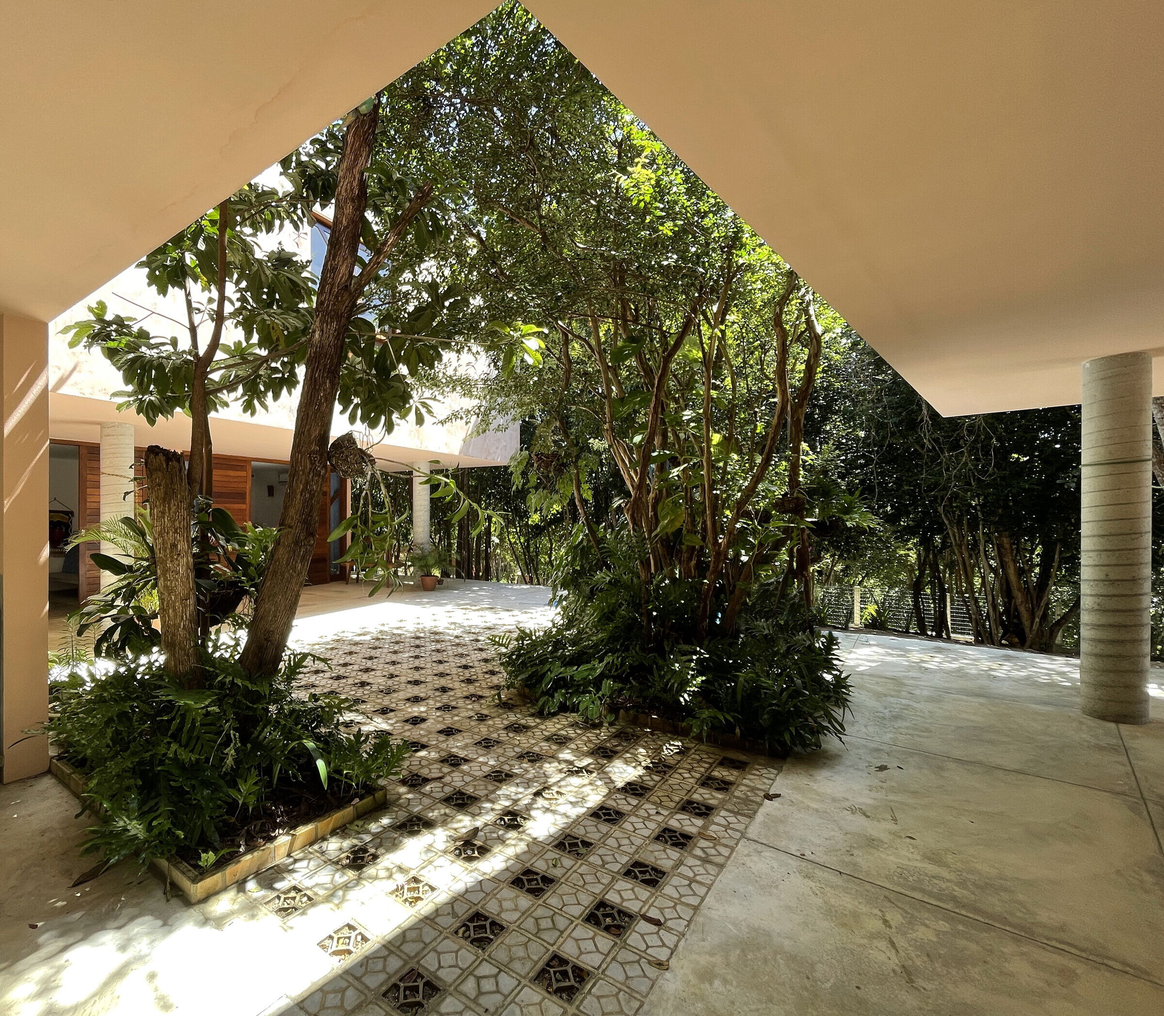 https://archello.com/story/143908/attachments/photos-videos/10 photo_credit Courtesy of Atelier Daniel Florez