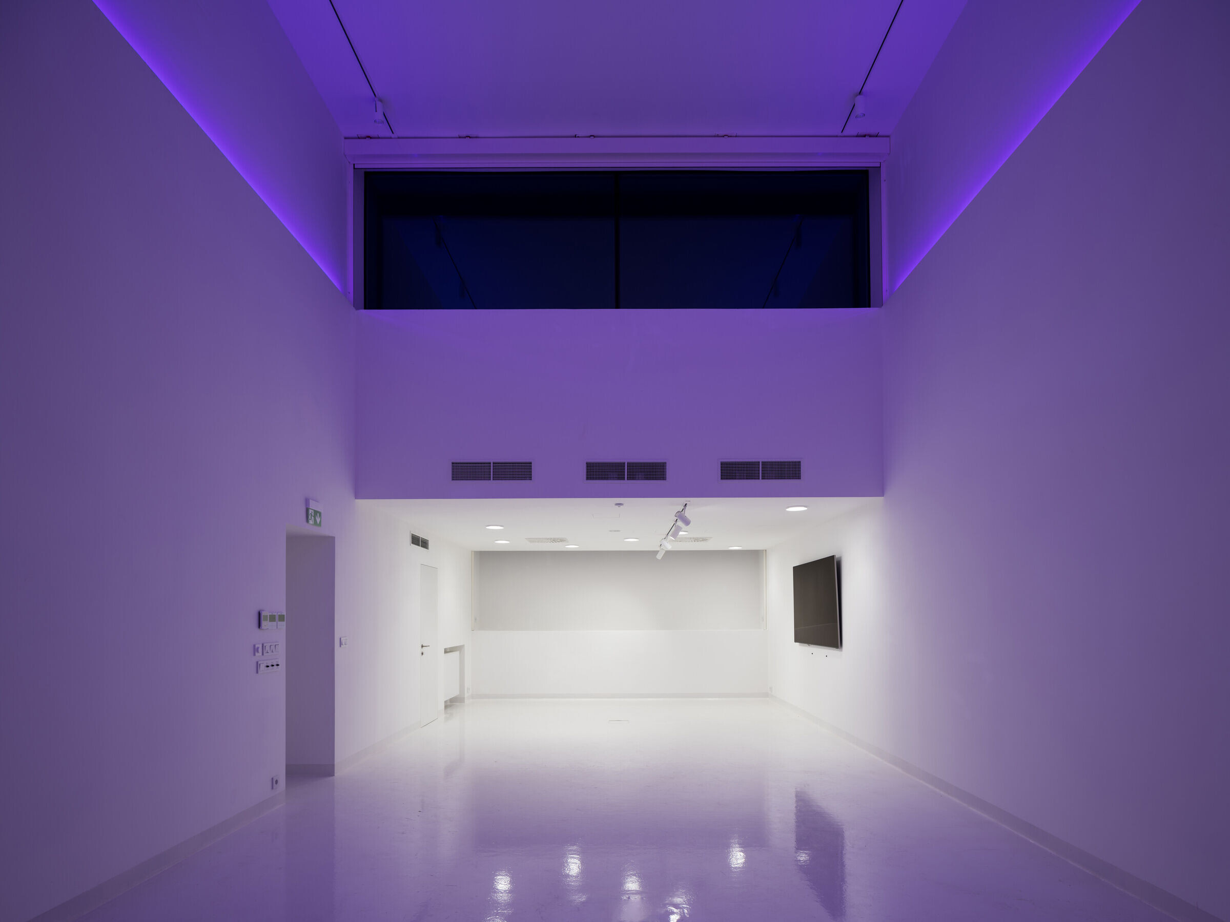 https://archello.com/story/143981/attachments/photos-videos/18 photo_credit Studio Flusser