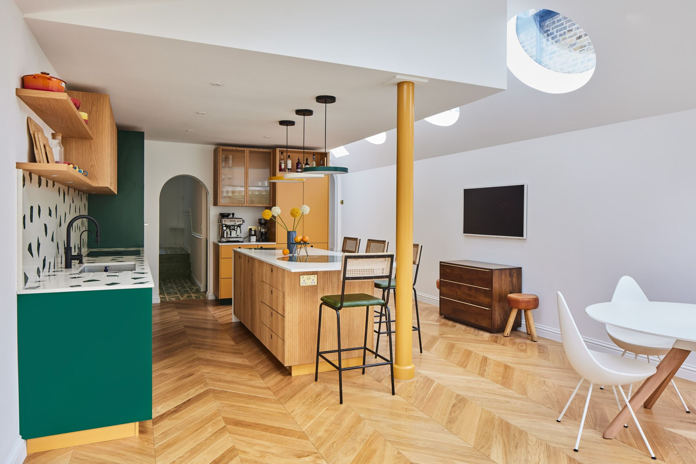 https://archello.com/story/144239/attachments/photos-videos/9