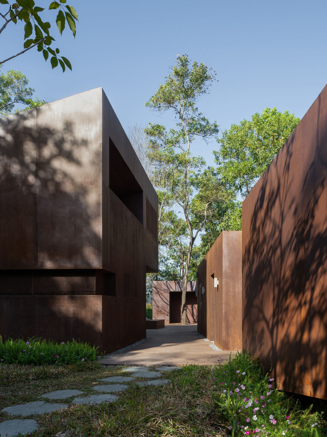 https://archello.com/story/144314/attachments/photos-videos/15 photo_credit Zhang Chao