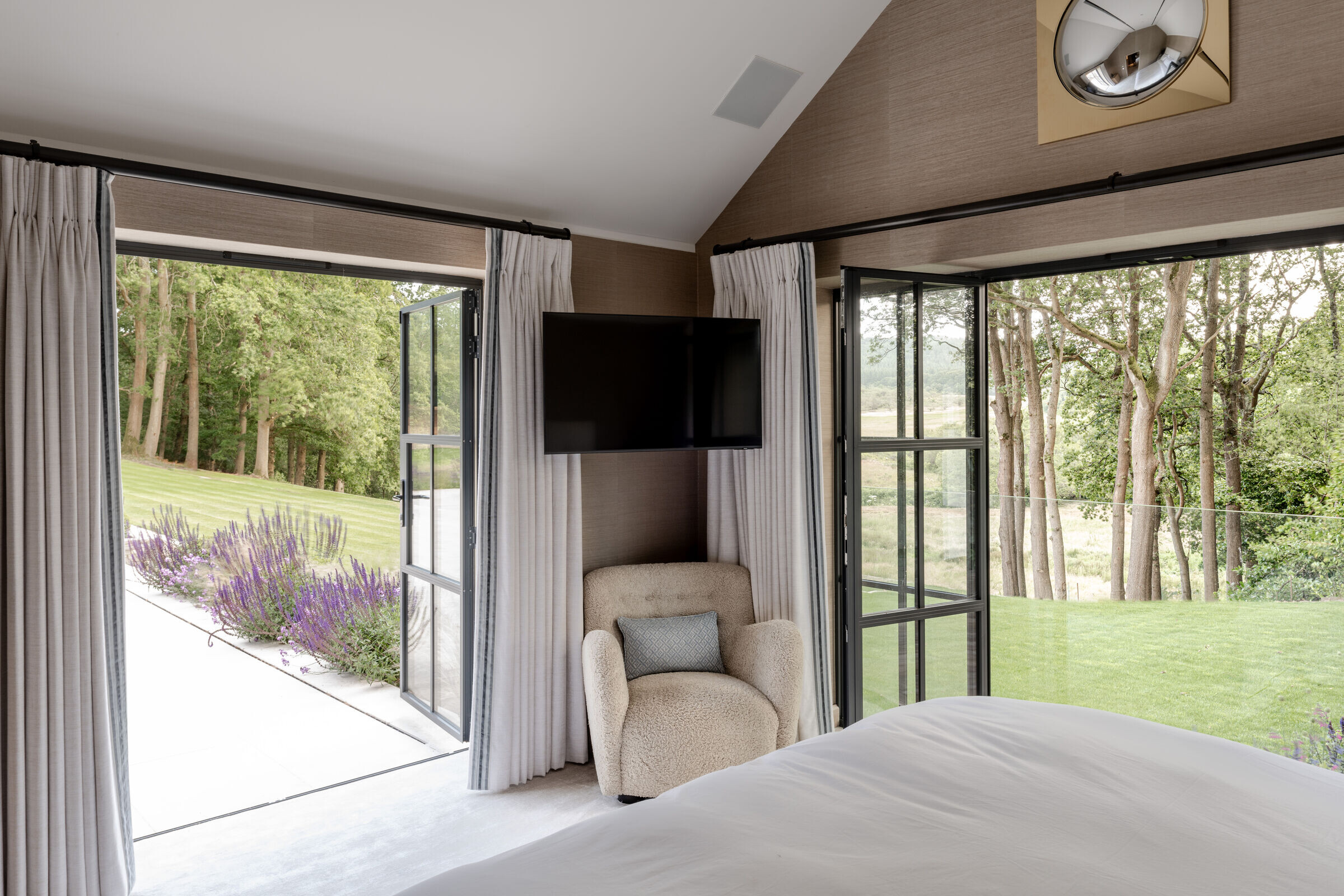 https://archello.com/story/144328/attachments/photos-videos/12 photo_credit French + Tye