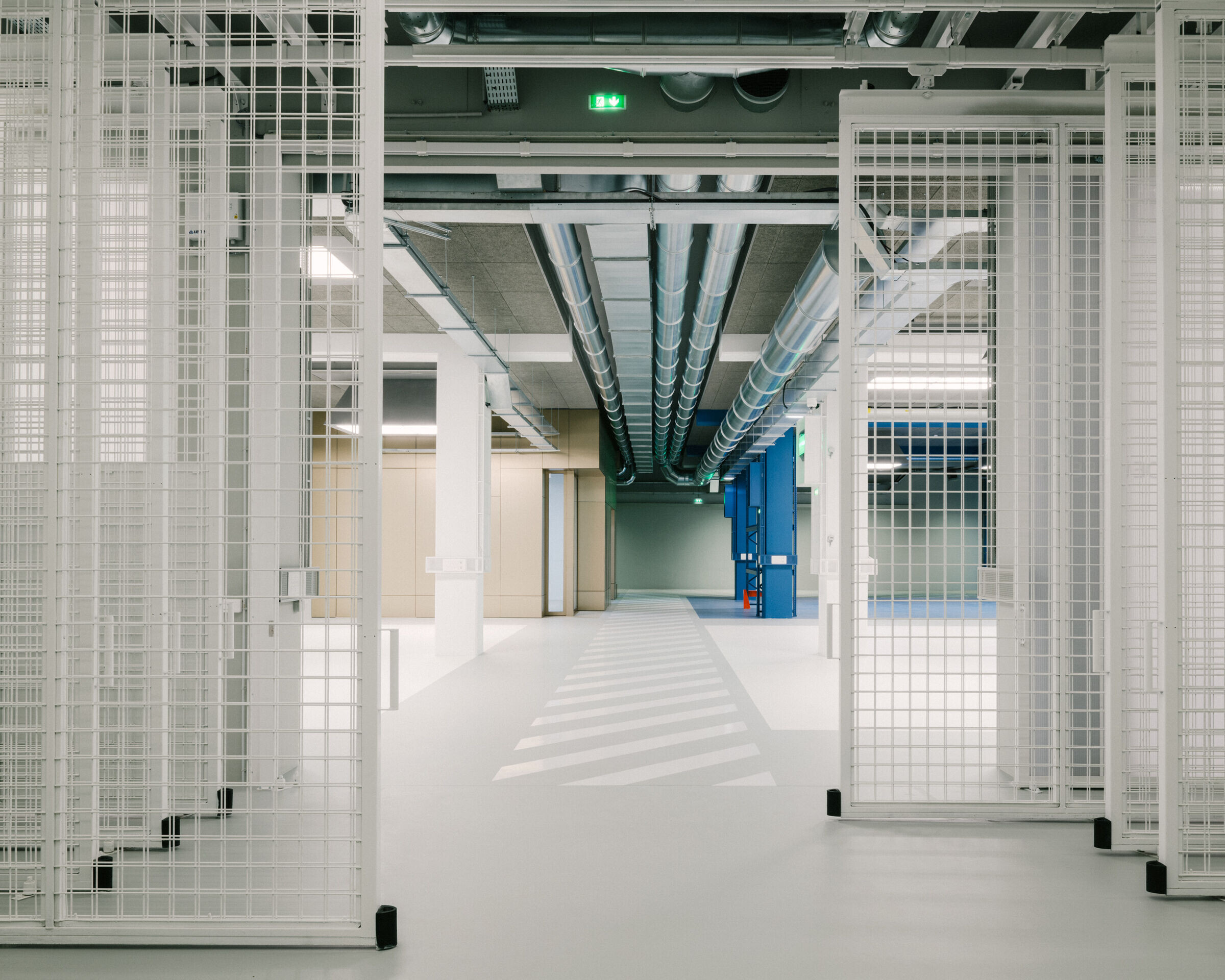 https://archello.com/story/144295/attachments/photos-videos/4 photo_credit Maxime Verret for h2o architectes