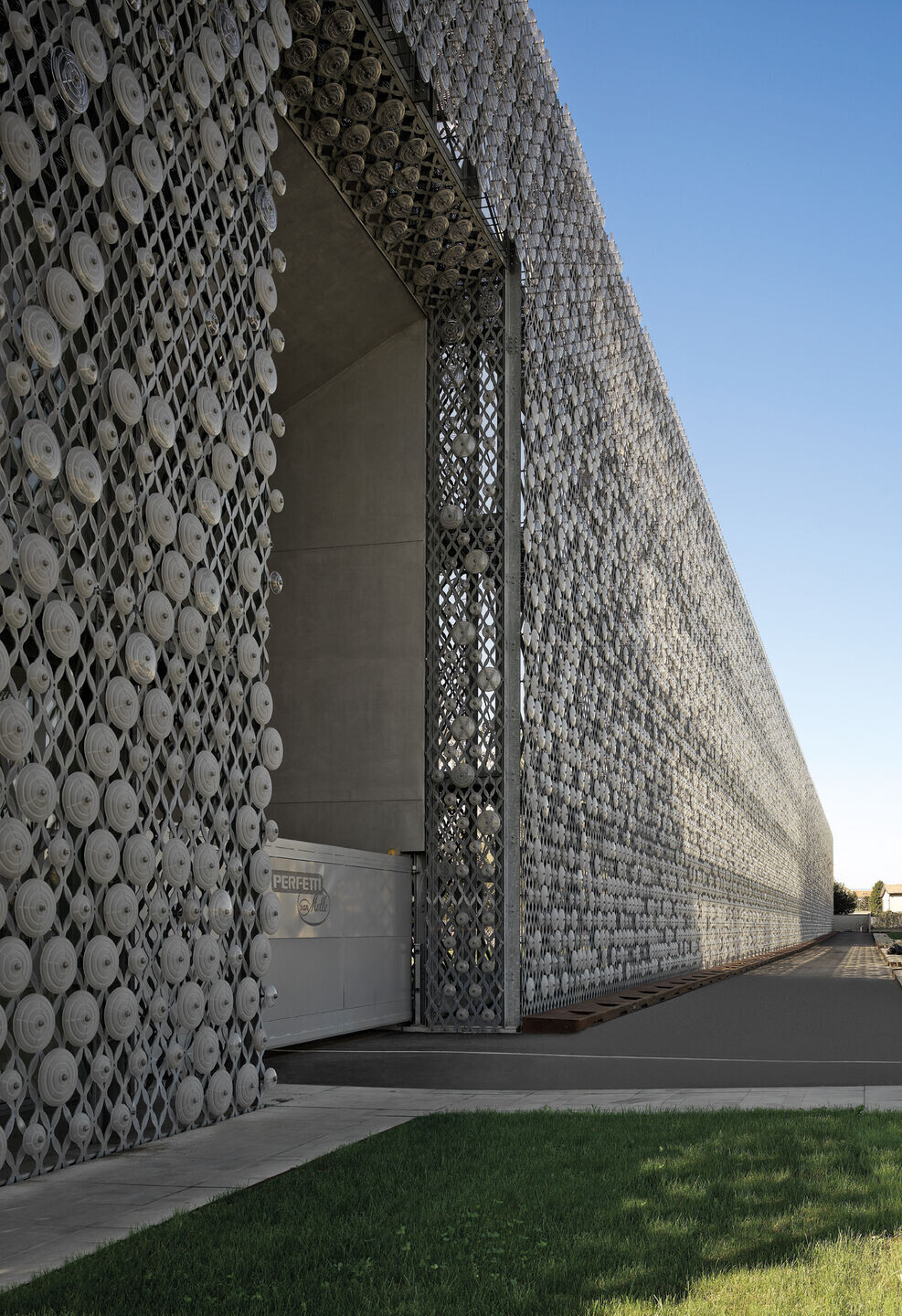 https://archello.com/story/144364/attachments/photos-videos/3 photo_credit Pietro Savorelli e Associati