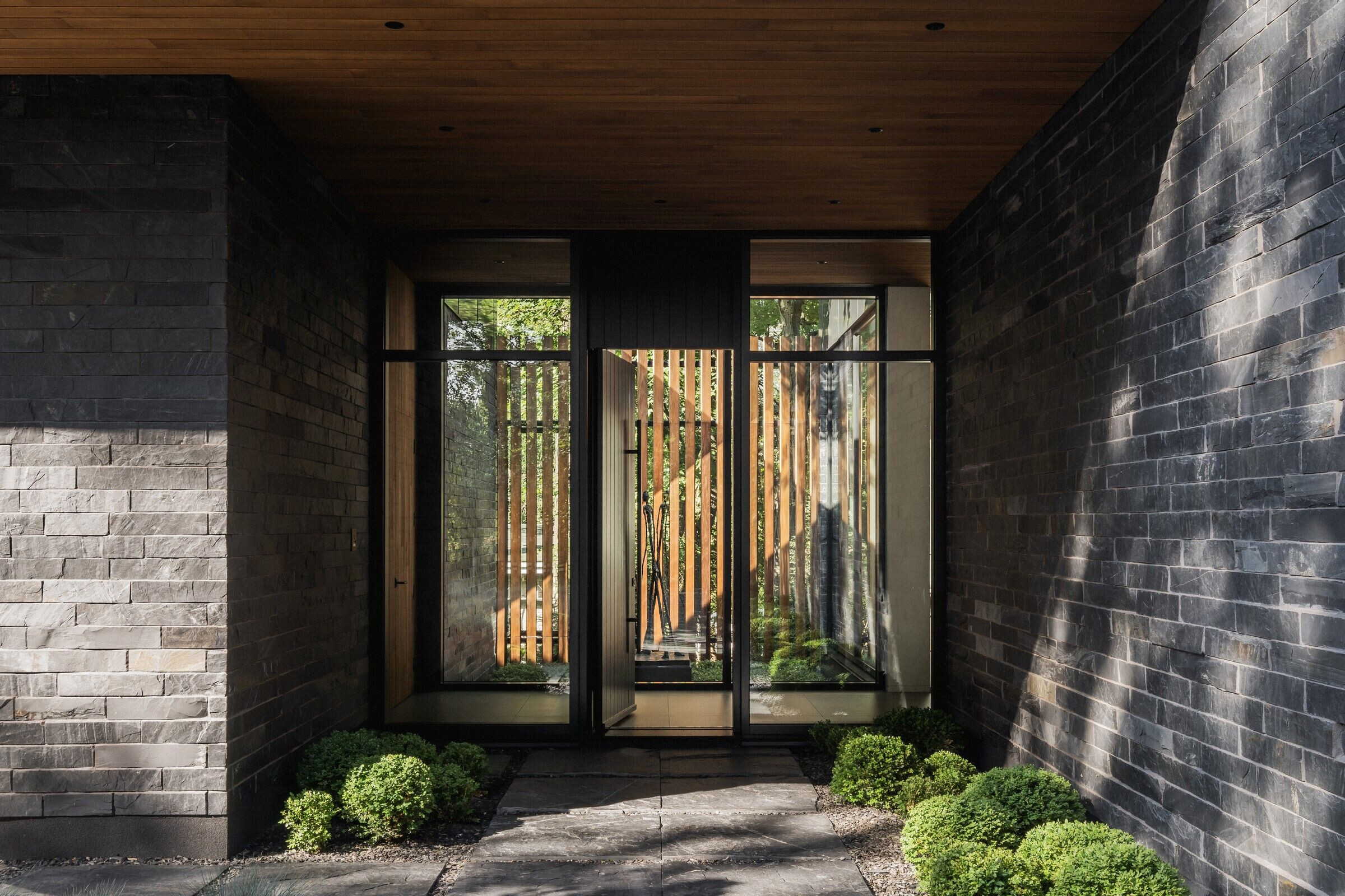 https://archello.com/story/144343/attachments/photos-videos/15 photo_credit Raphaël Thibodeau