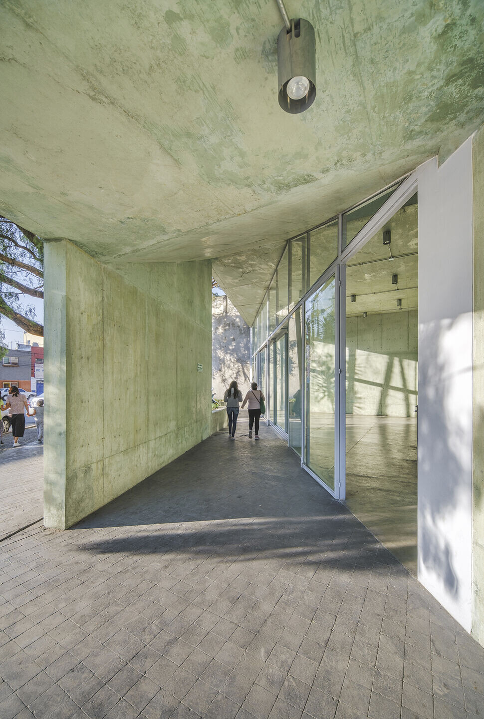 https://archello.com/story/144401/attachments/photos-videos/9 photo_credit Ramiro del Carpio