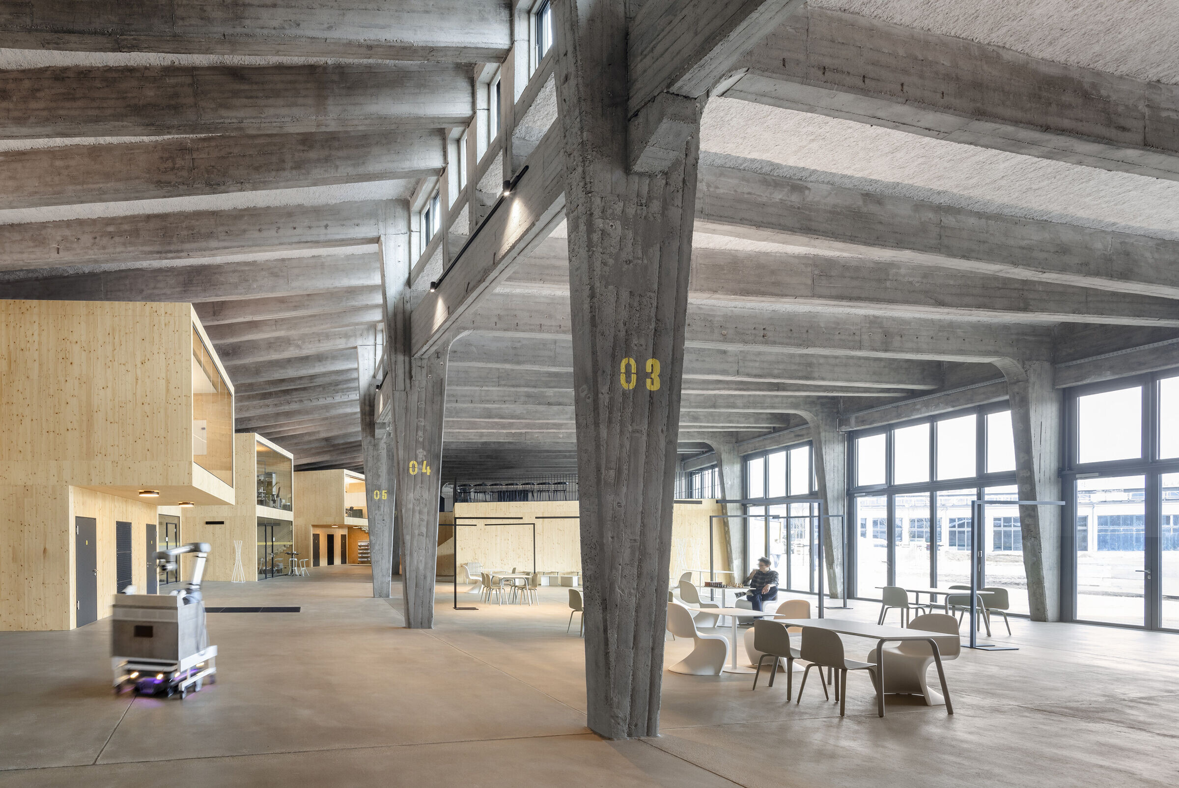 https://archello.com/story/144498/attachments/photos-videos/12 photo_credit HGEsch Photography