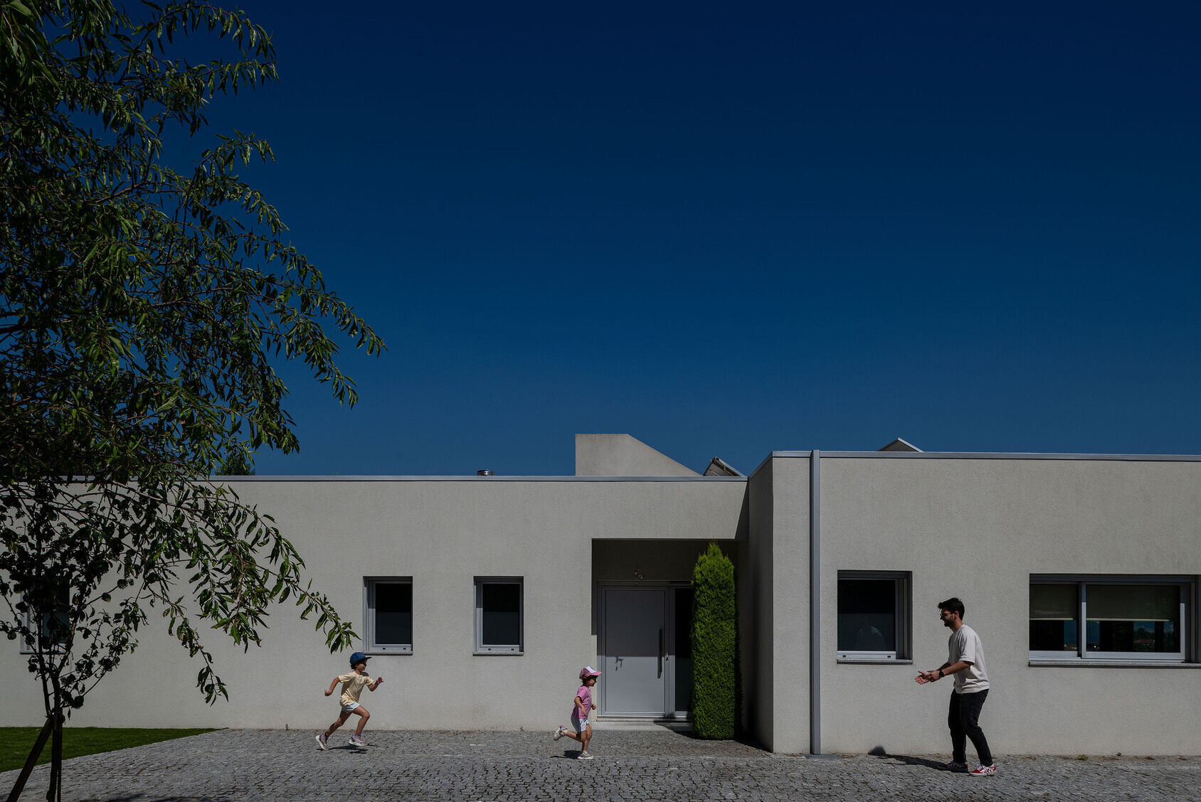 https://archello.com/story/144613/attachments/photos-videos/4 photo_credit Pedro Machado Photography