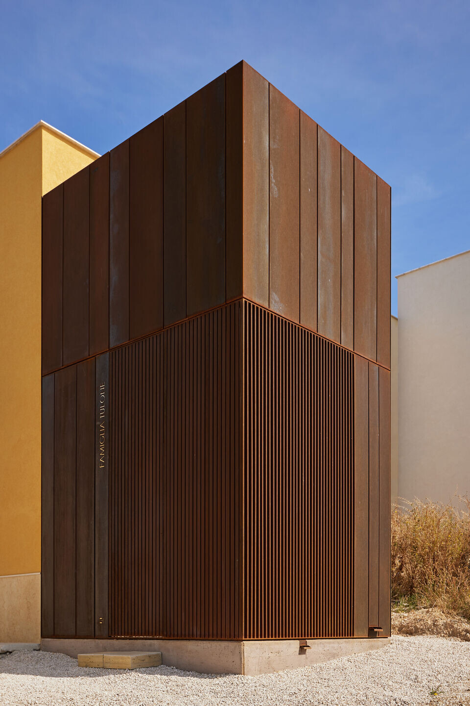 https://archello.com/story/144658/attachments/photos-videos/3 photo_credit ©Cottone+Indelicato