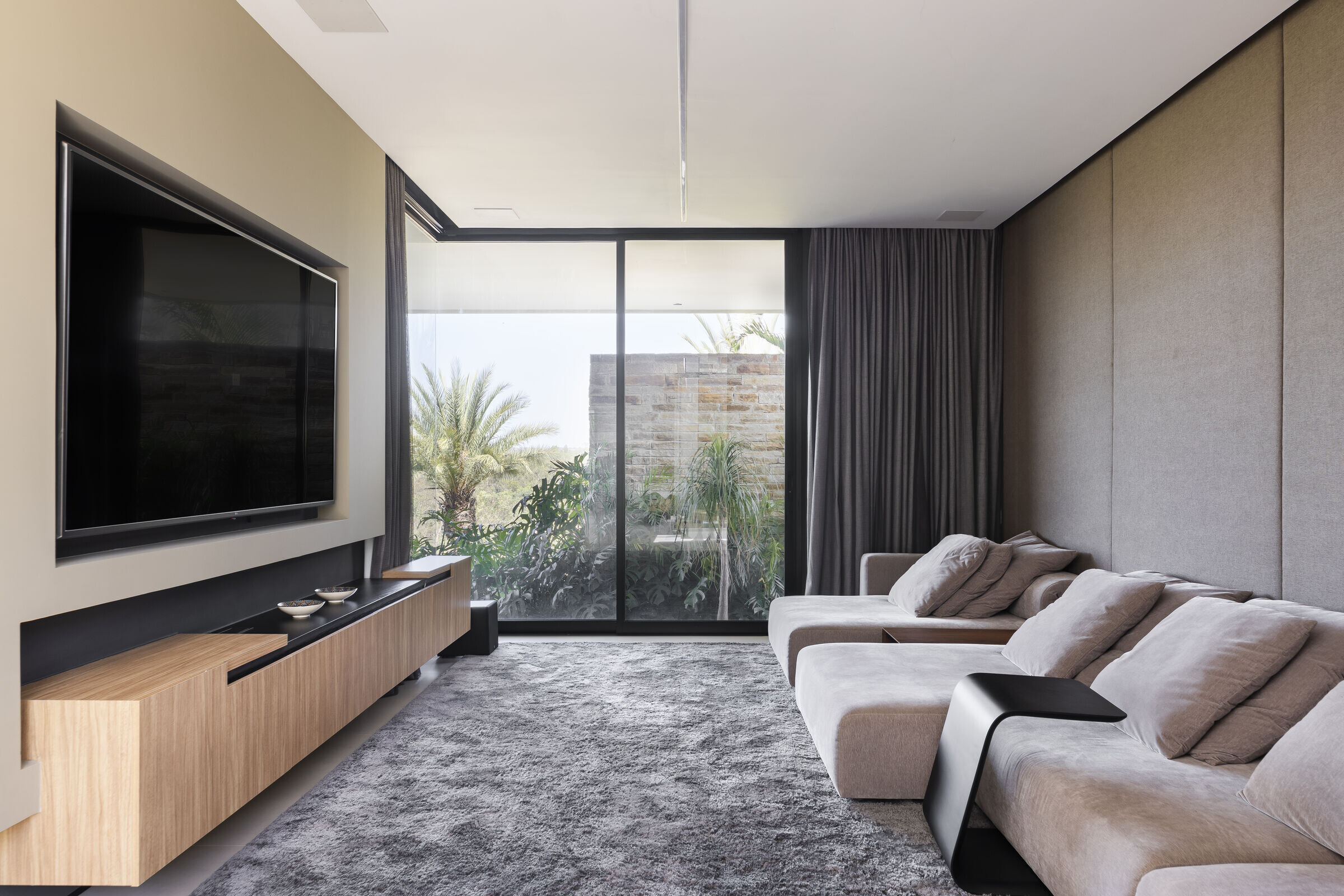 https://archello.com/story/144895/attachments/photos-videos/15 photo_credit Leonardo Giantomasi