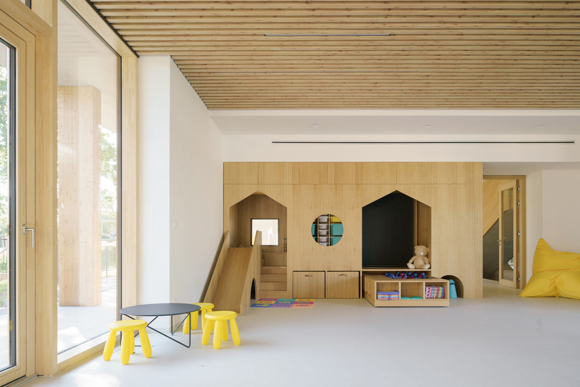 https://archello.com/story/144901/attachments/photos-videos/20 photo_credit Alex Shoots Buildings