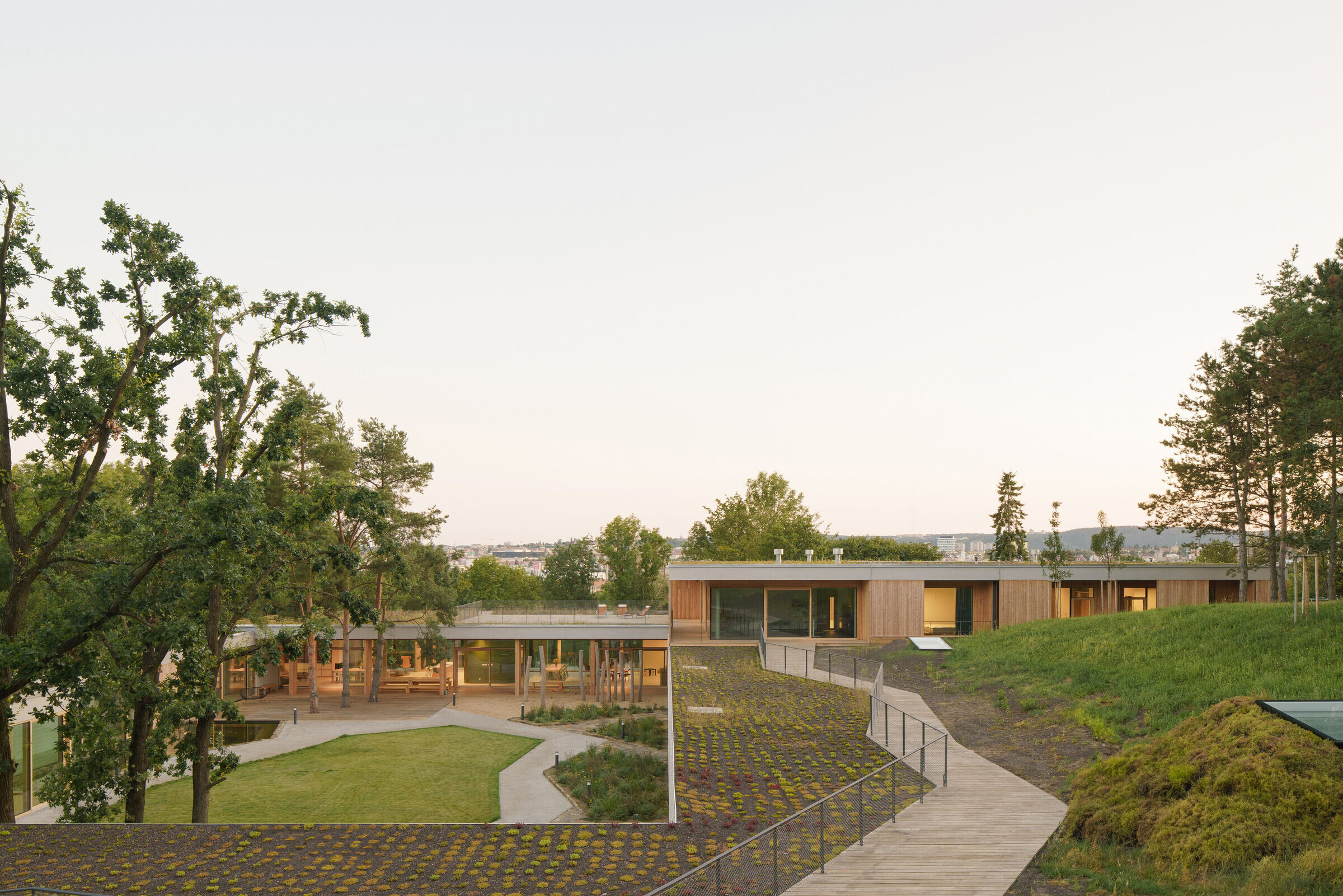 https://archello.com/story/144901/attachments/photos-videos/38 photo_credit Alex Shoots Buildings