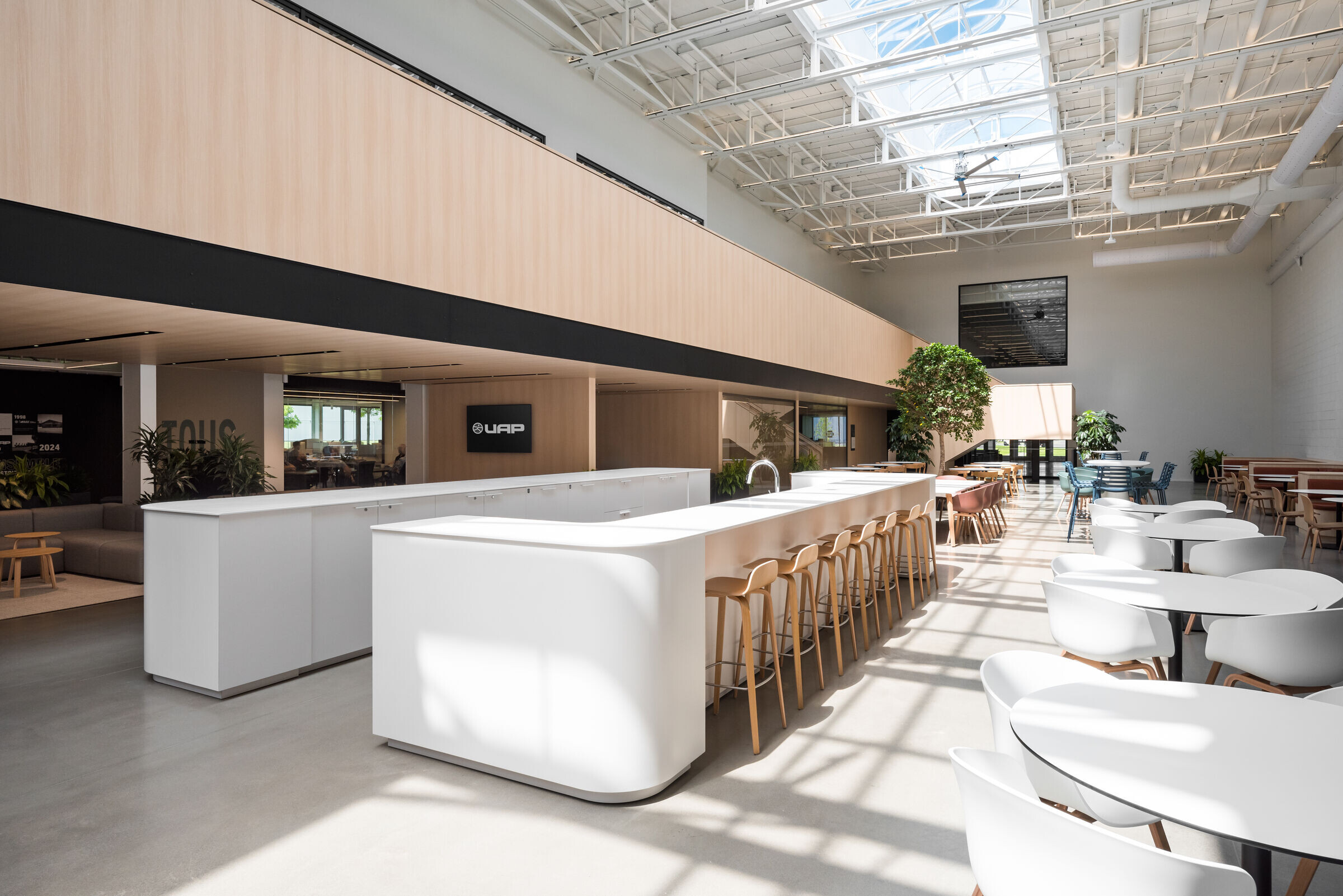 https://archello.com/story/144968/attachments/photos-videos/4 photo_credit Vincent Brillant