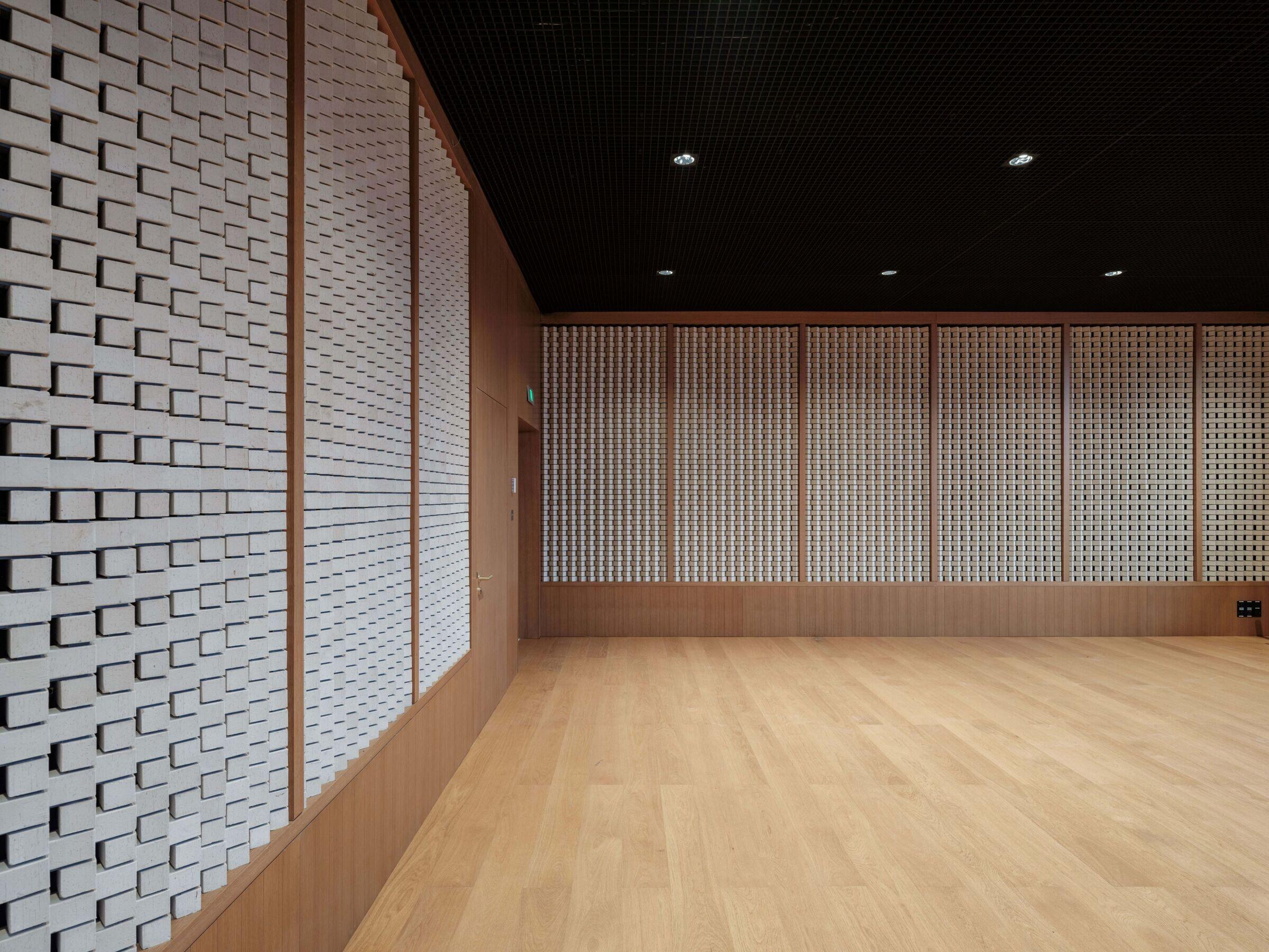 https://archello.com/story/144945/attachments/photos-videos/13 photo_credit Pedro Pegenaute