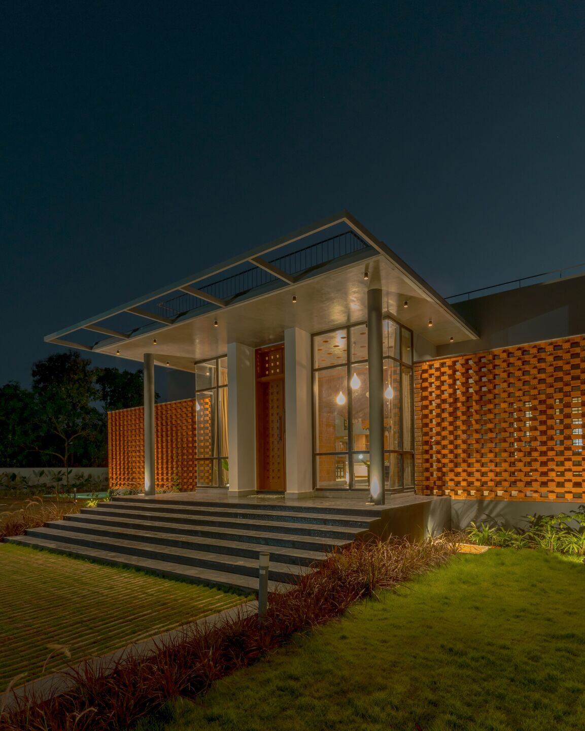 https://archello.com/story/144940/attachments/photos-videos/4 photo_credit Dinesh F/8