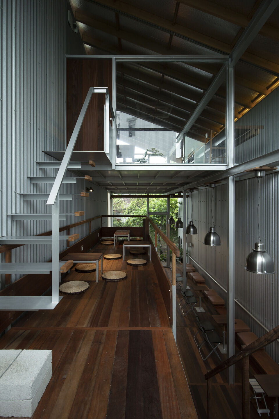 https://archello.com/story/145451/attachments/photos-videos/7 photo_credit Ton That Hoang Anh