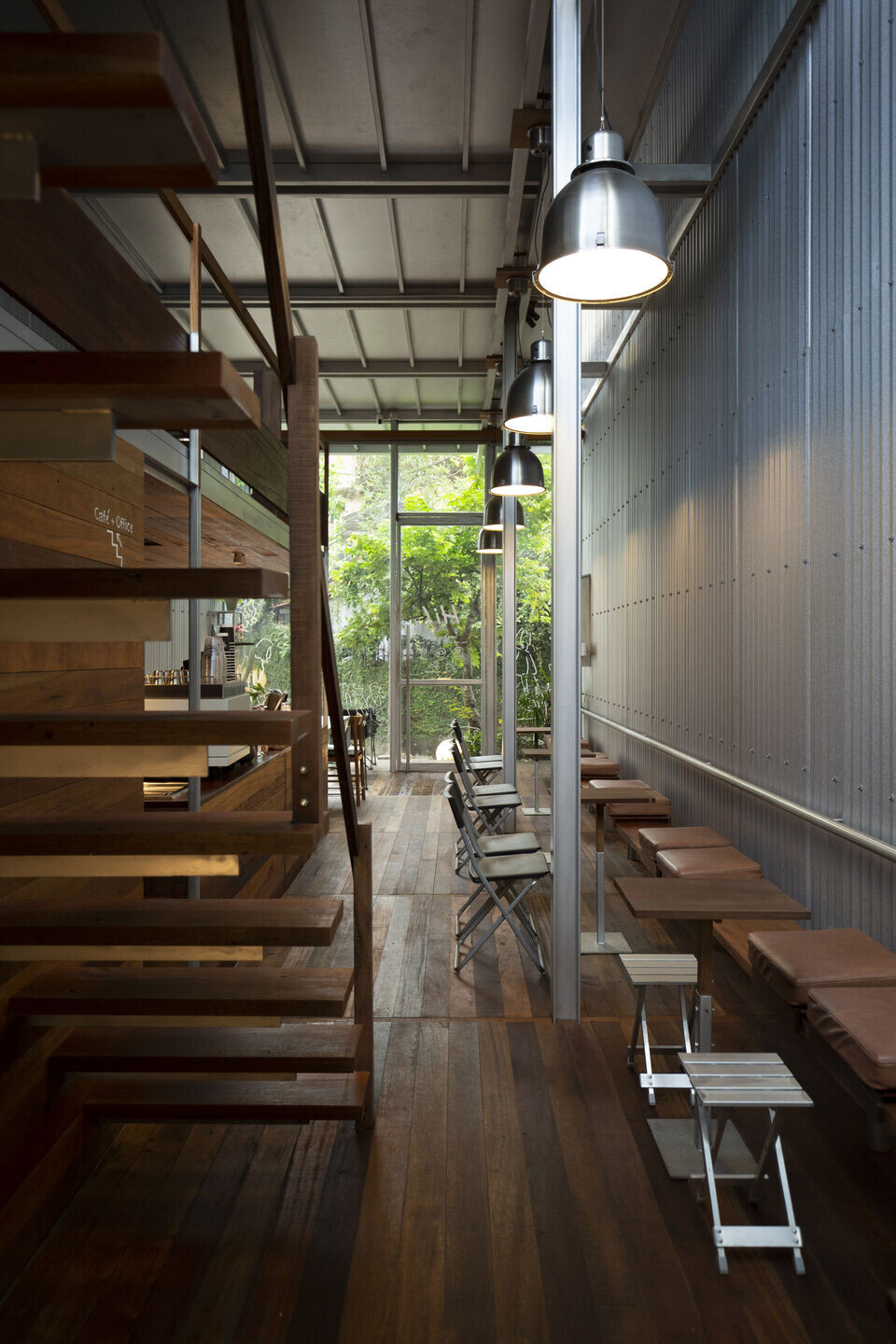 https://archello.com/story/145451/attachments/photos-videos/12 photo_credit Ton That Hoang Anh