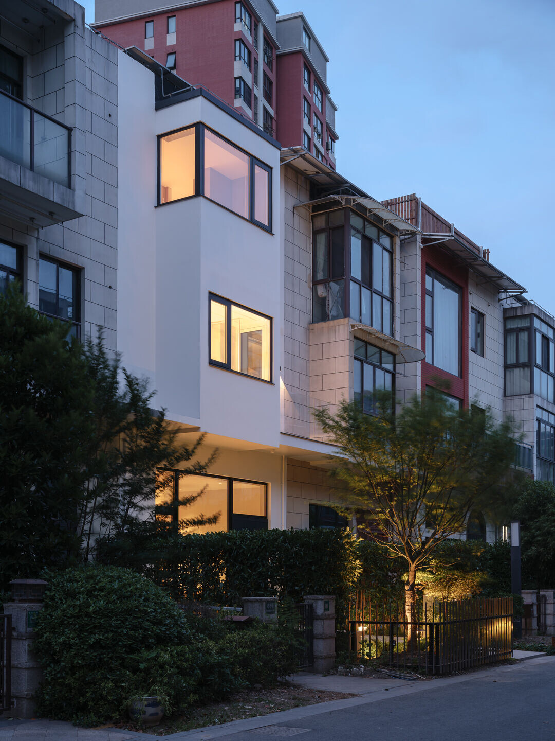 https://archello.com/story/145444/attachments/photos-videos/19 photo_credit Zhu Runzi