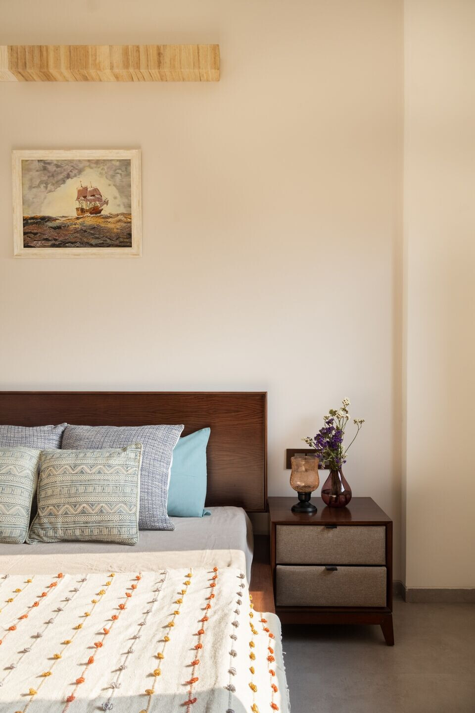 https://archello.com/story/145531/attachments/photos-videos/9 photo_credit Manish Malli (https://www.instagram.com/manishmalli13/)