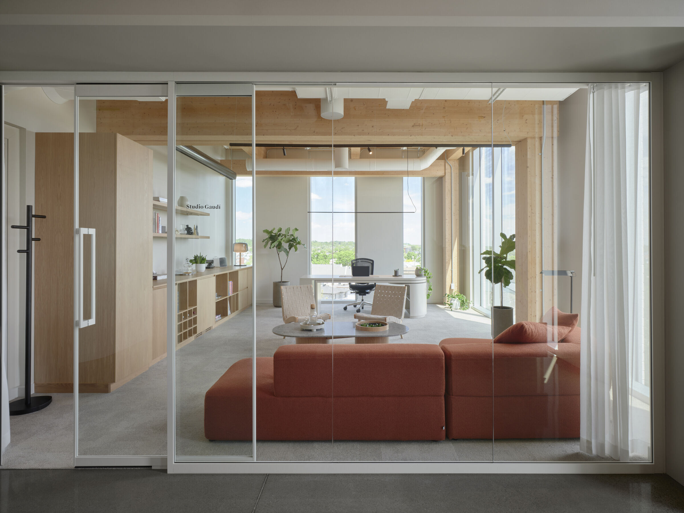 https://archello.com/story/145621/attachments/photos-videos/6 photo_credit Phil Bernard