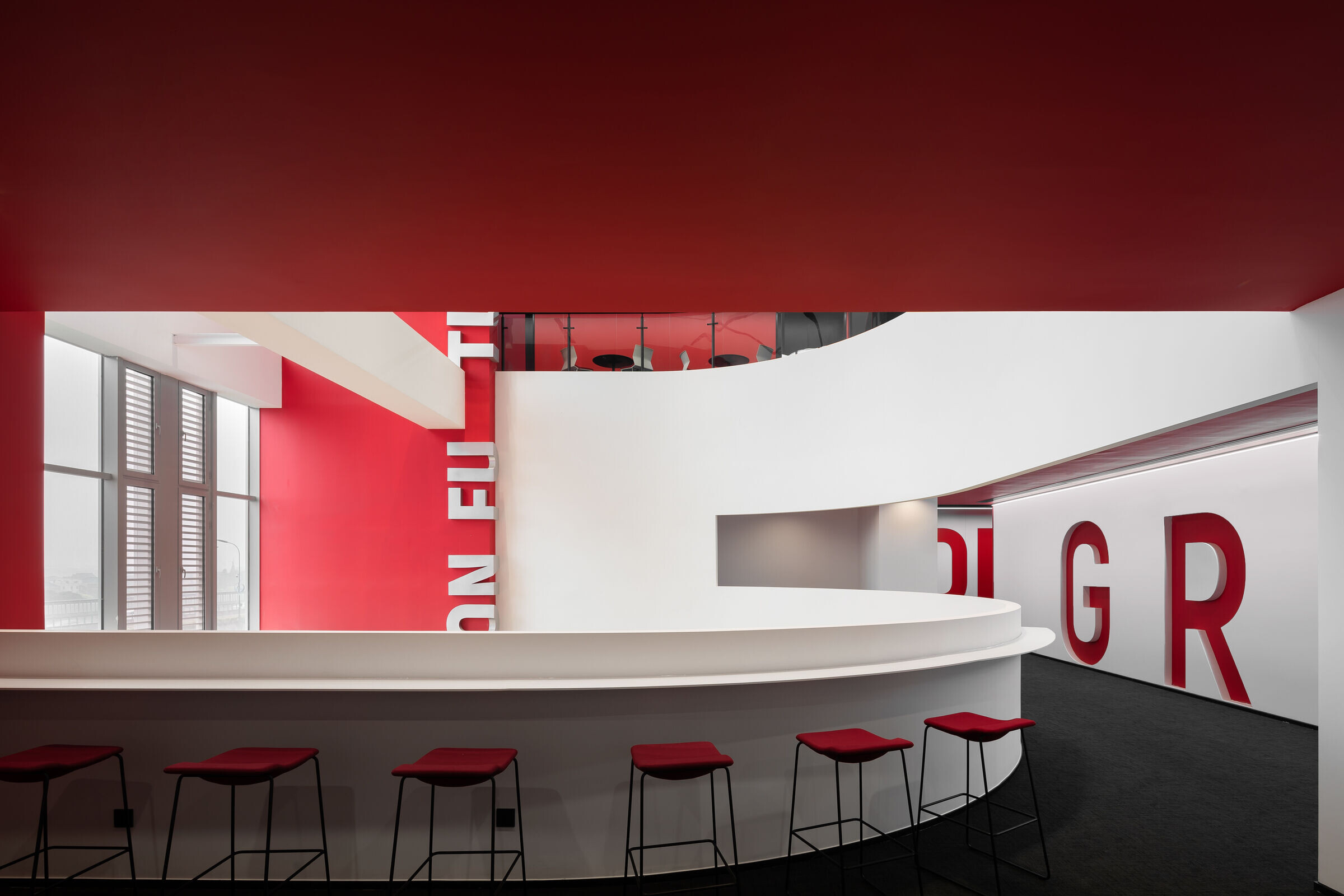 https://archello.com/story/145640/attachments/photos-videos/12 photo_credit D&E Design