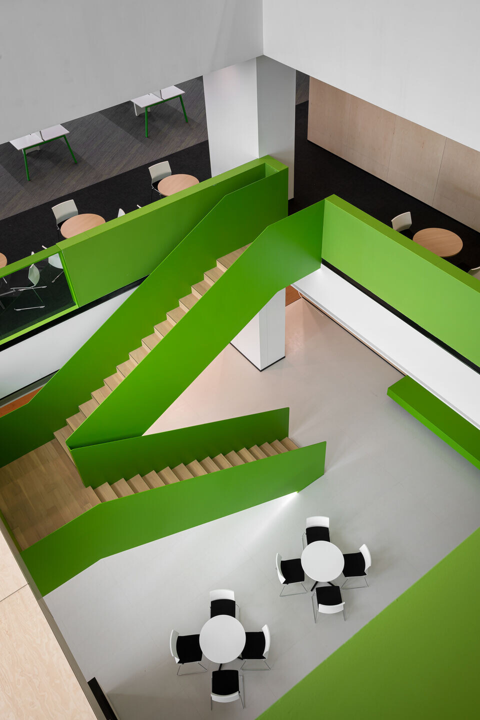 https://archello.com/story/145640/attachments/photos-videos/40 photo_credit D&E Design