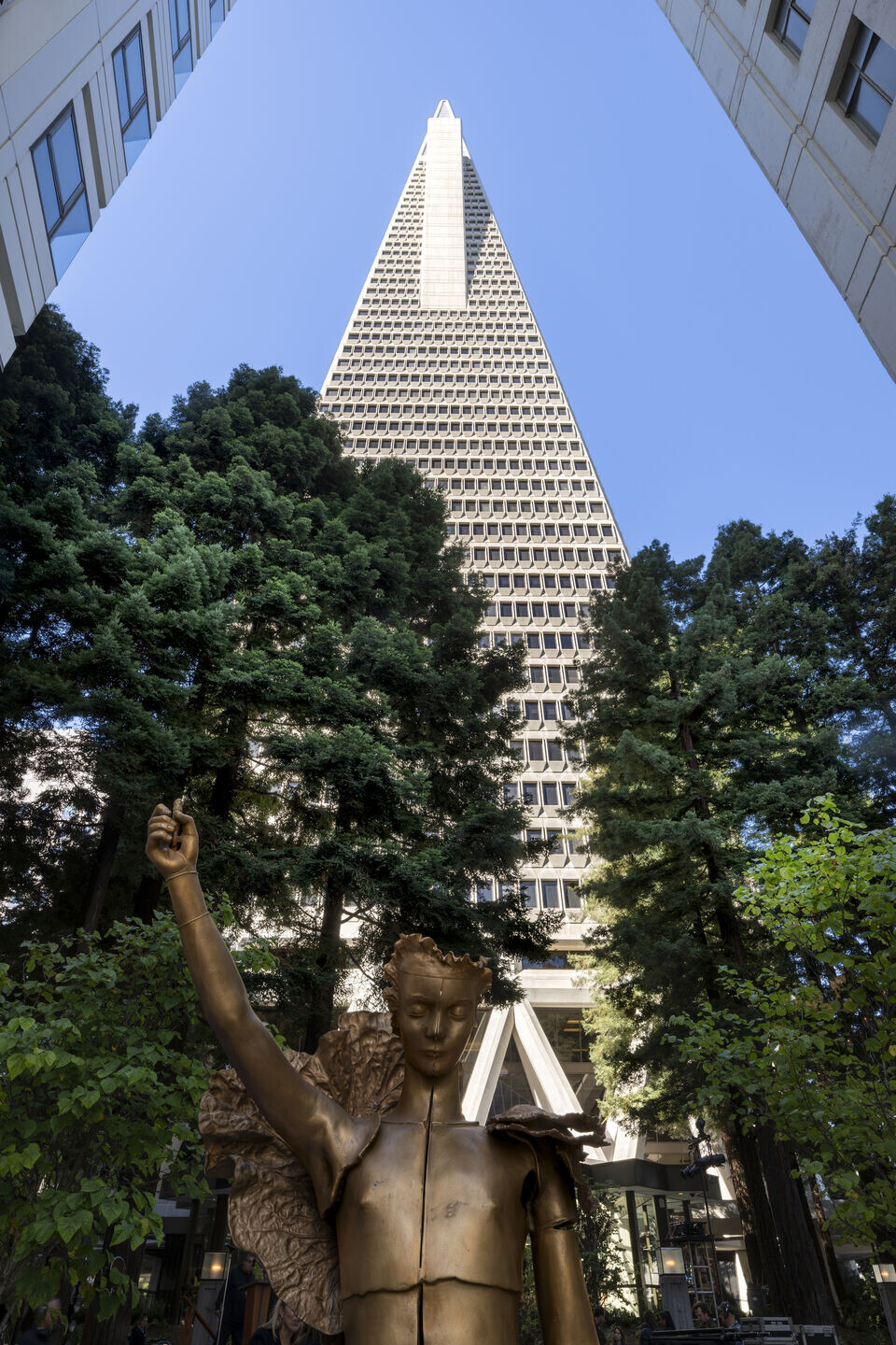 https://archello.com/story/145747/attachments/photos-videos/8 photo_credit Nigel Young / Foster + Partners