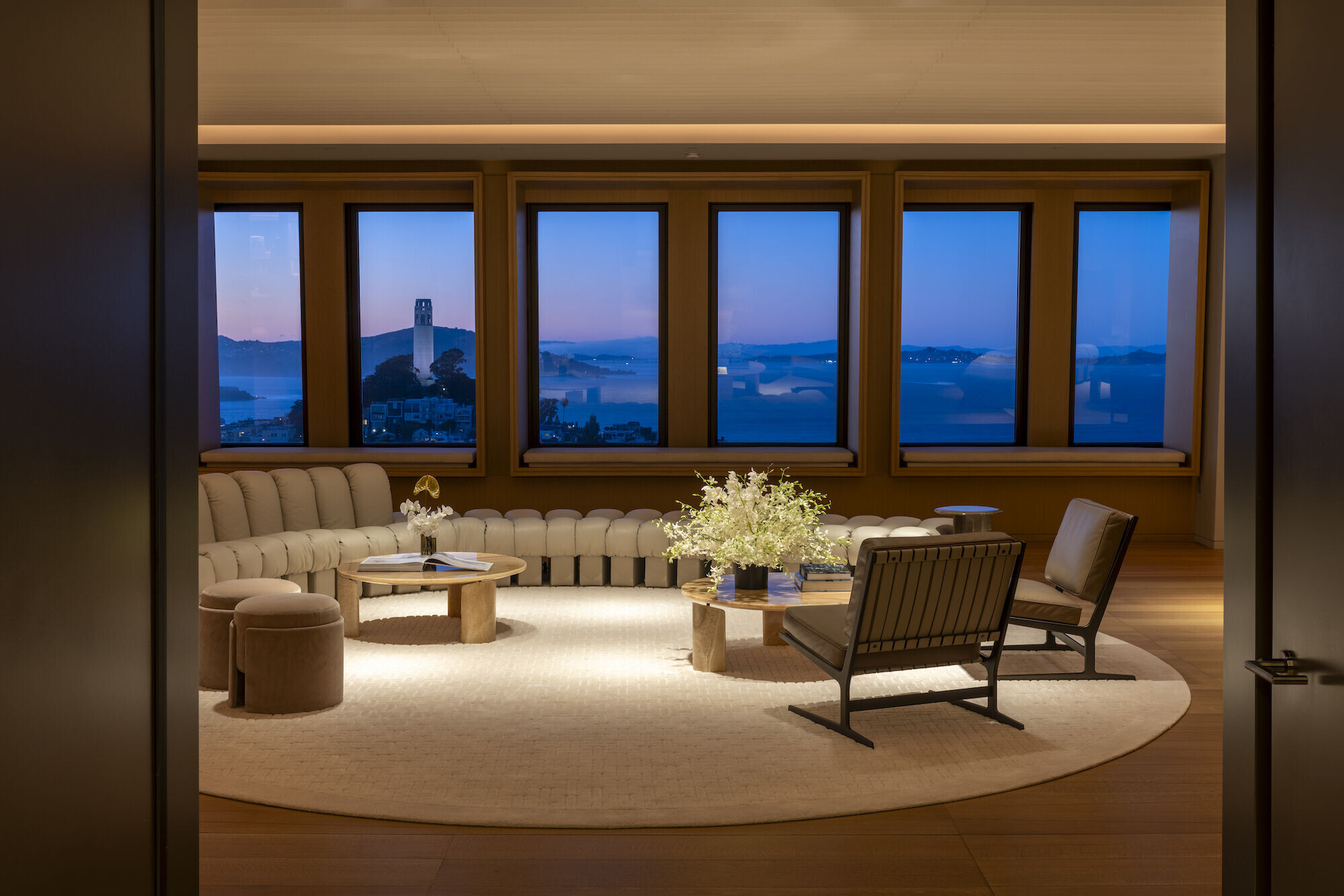 https://archello.com/story/145747/attachments/photos-videos/14 photo_credit Nigel Young / Foster + Partners