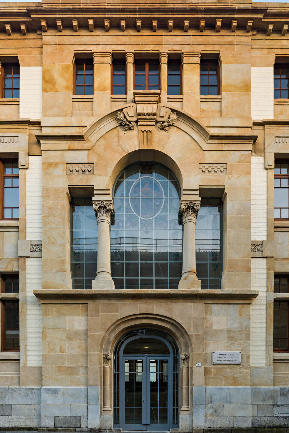 https://archello.com/story/145804/attachments/photos-videos/3 photo_credit Alejandro Braña